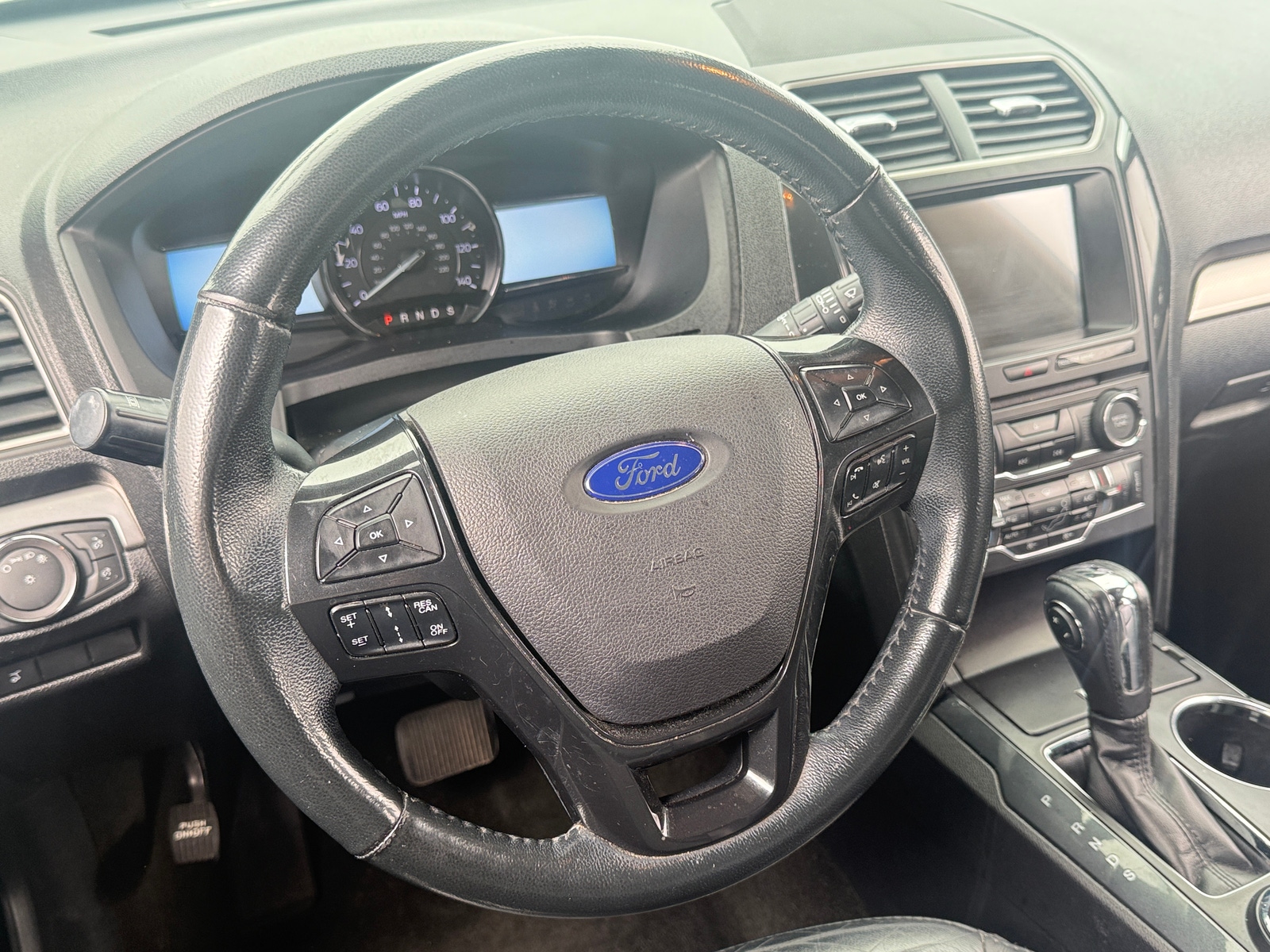 Thumbnail: 2018 Ford Explorer - 4