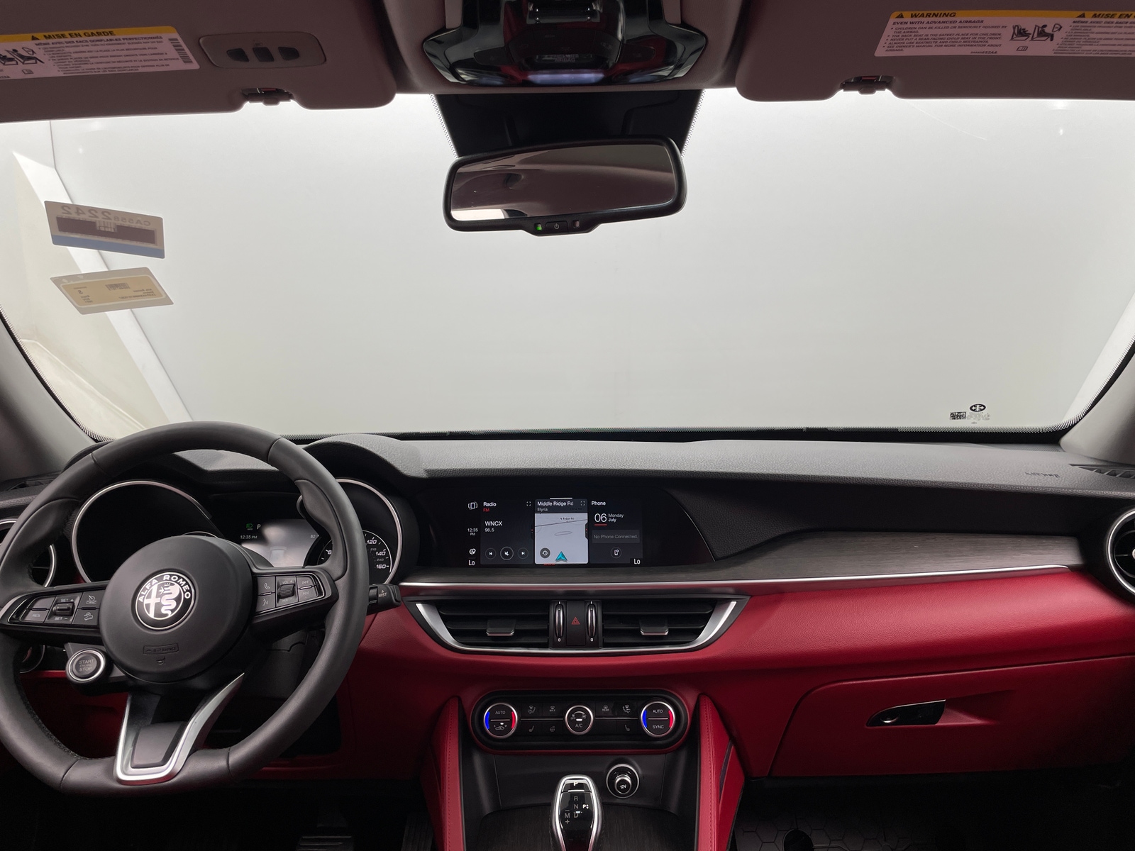 Thumbnail: 2021 Alfa Romeo Stelvio - 2