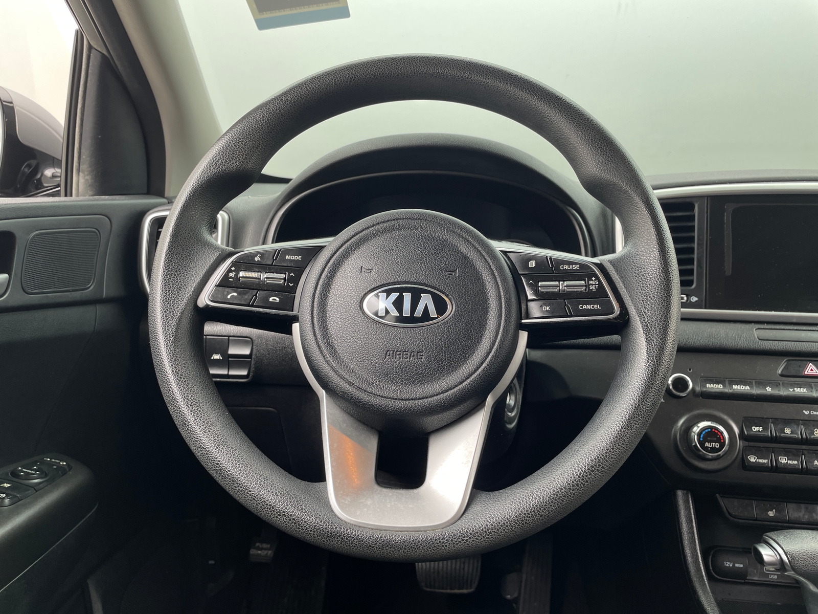 Thumbnail: 2020 Kia Sportage - 5