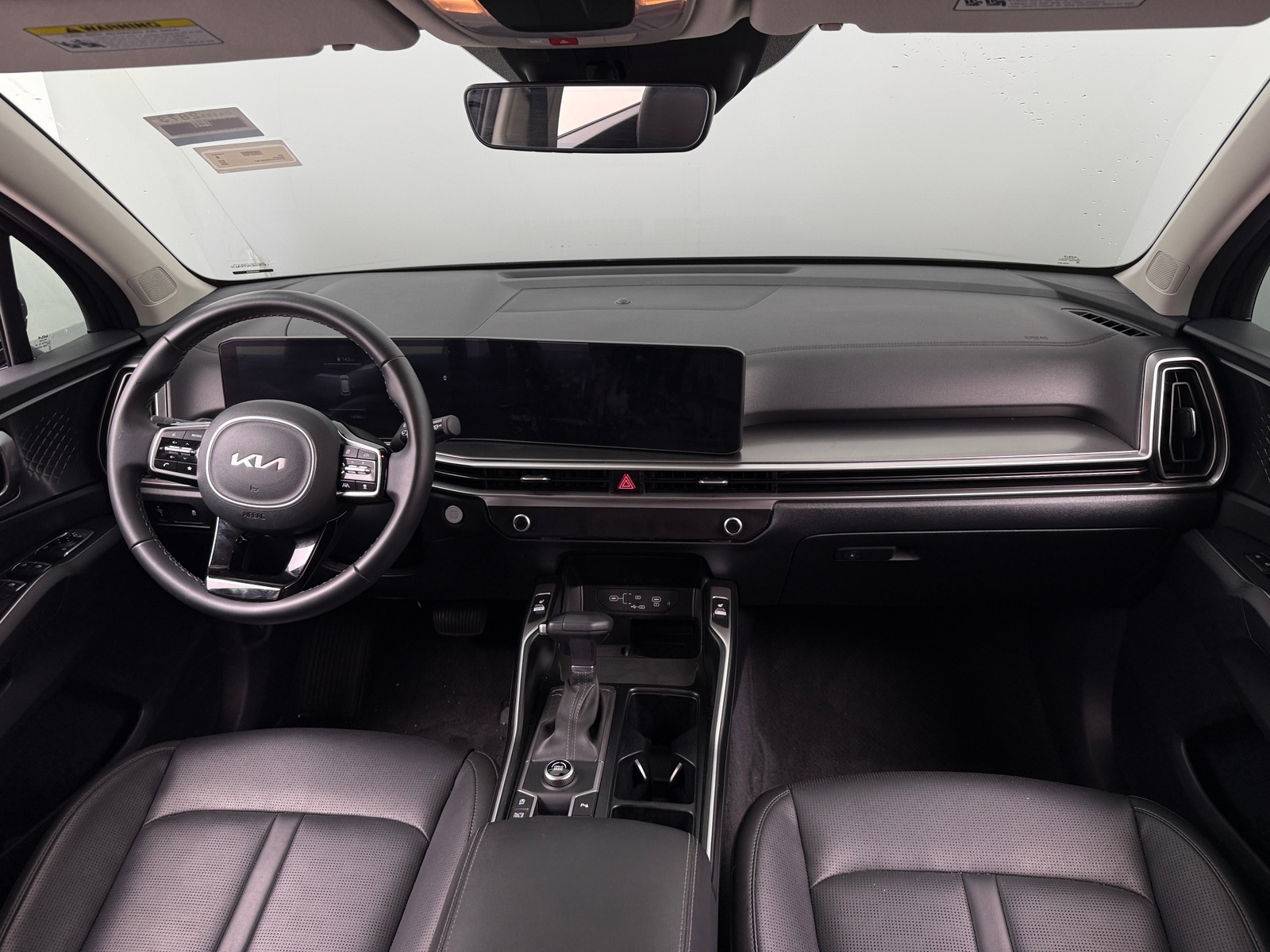 Thumbnail: 2025 Kia Sorento - 2