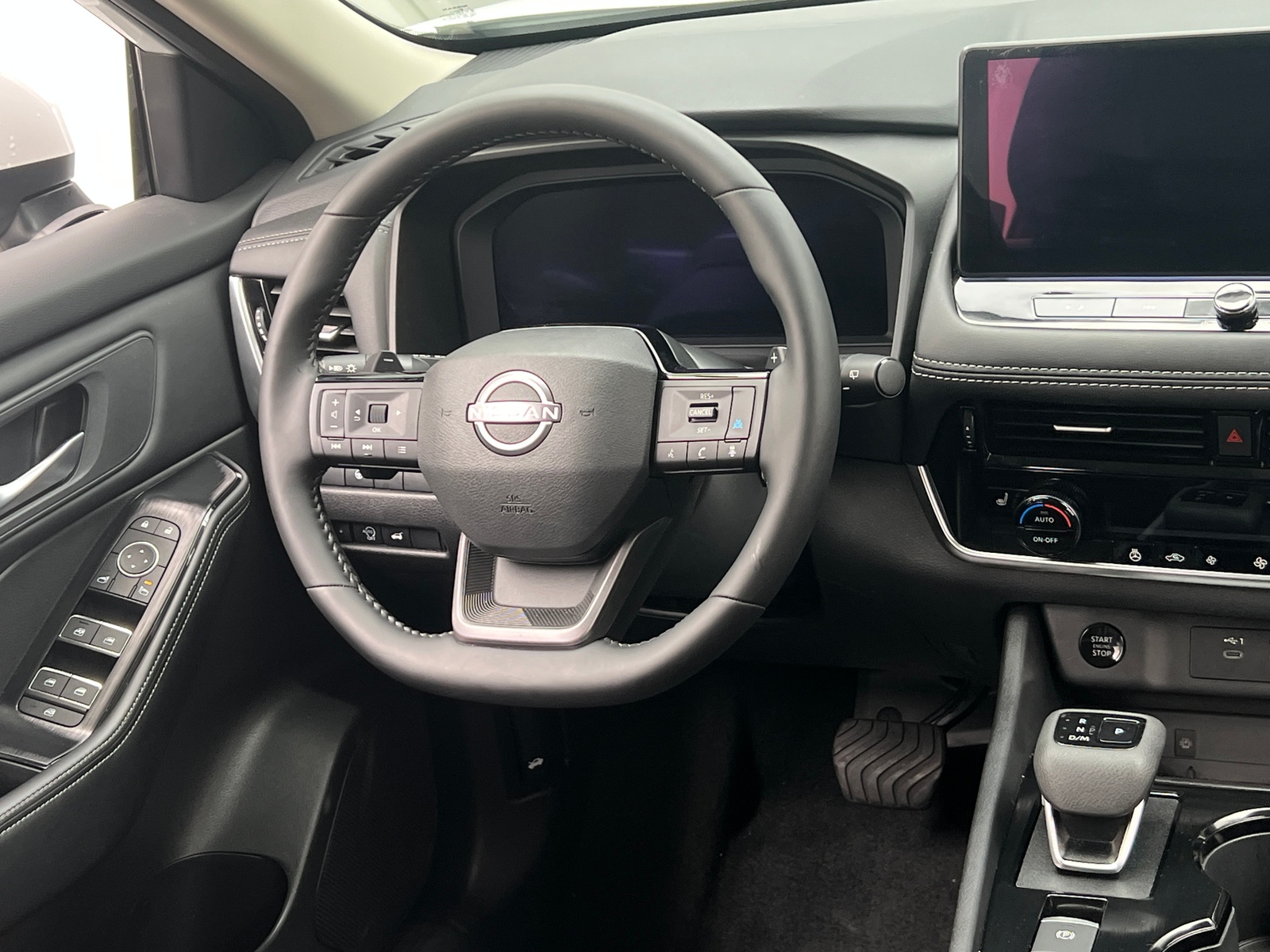 Thumbnail: 2026 Nissan Rogue - 4