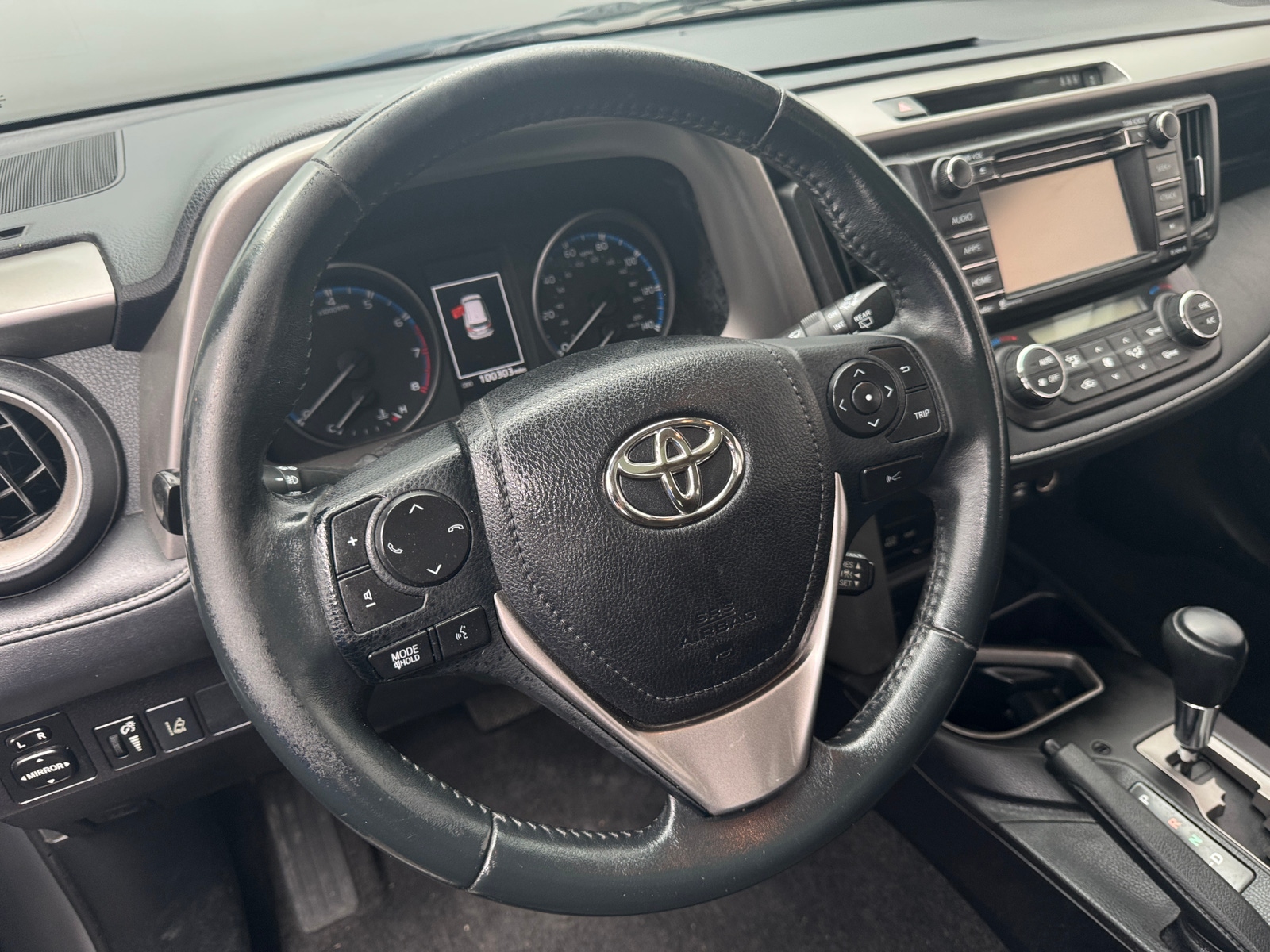 Thumbnail: 2017 Toyota RAV4 - 5