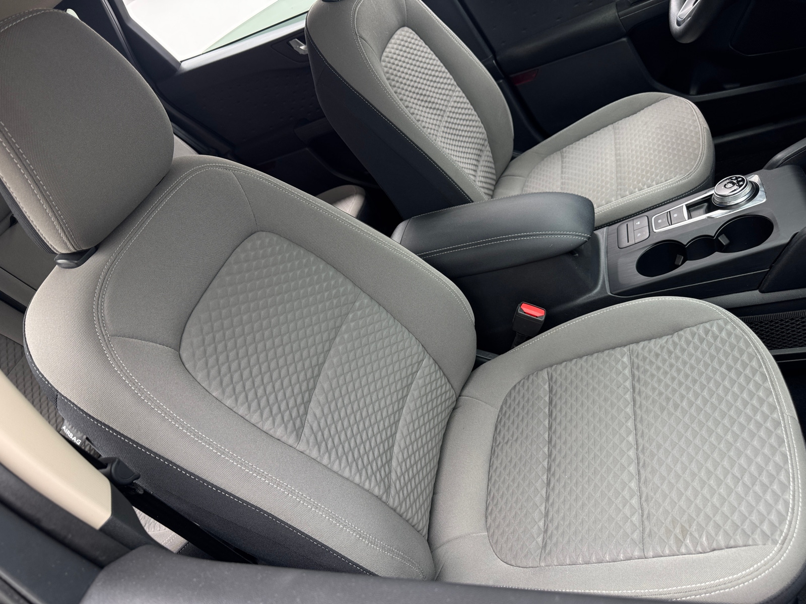 Thumbnail: 2020 Ford Escape - 2