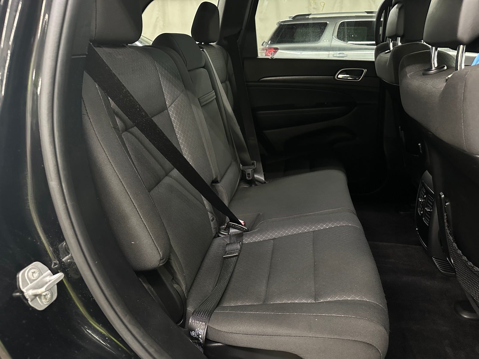 Thumbnail: 2018 Jeep Grand Cherokee - 6