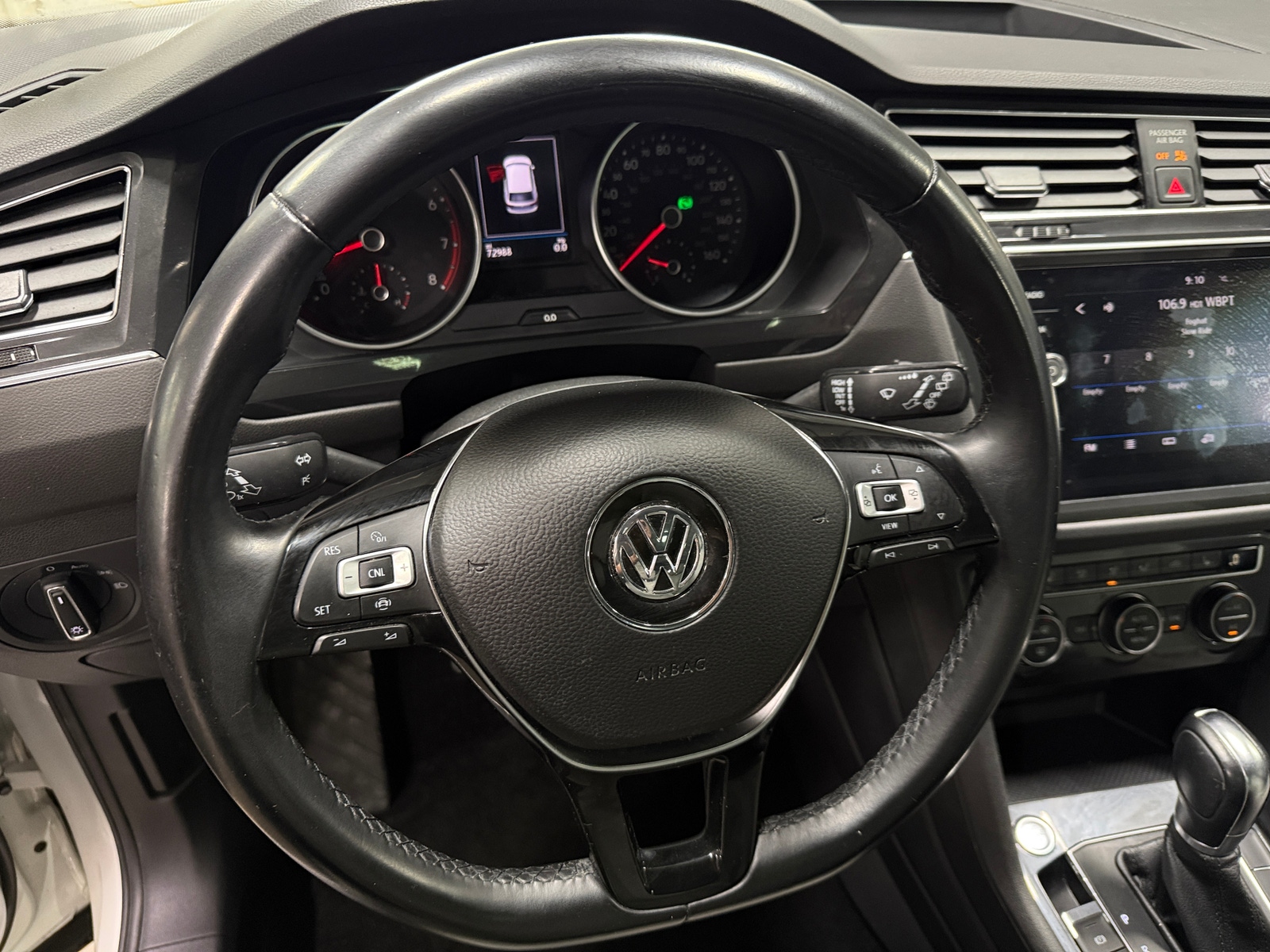 Thumbnail: 2019 Volkswagen Tiguan - 4