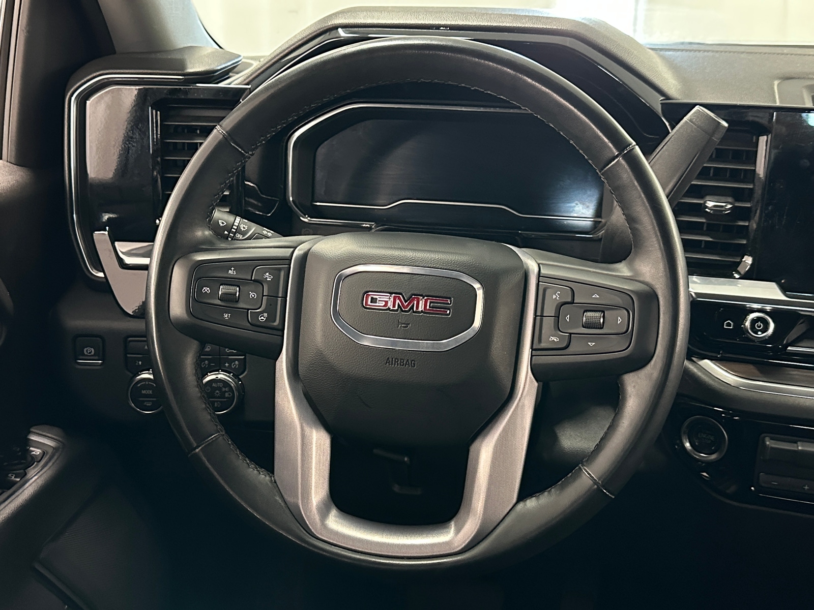 Thumbnail: 2025 GMC Sierra 1500 - 5