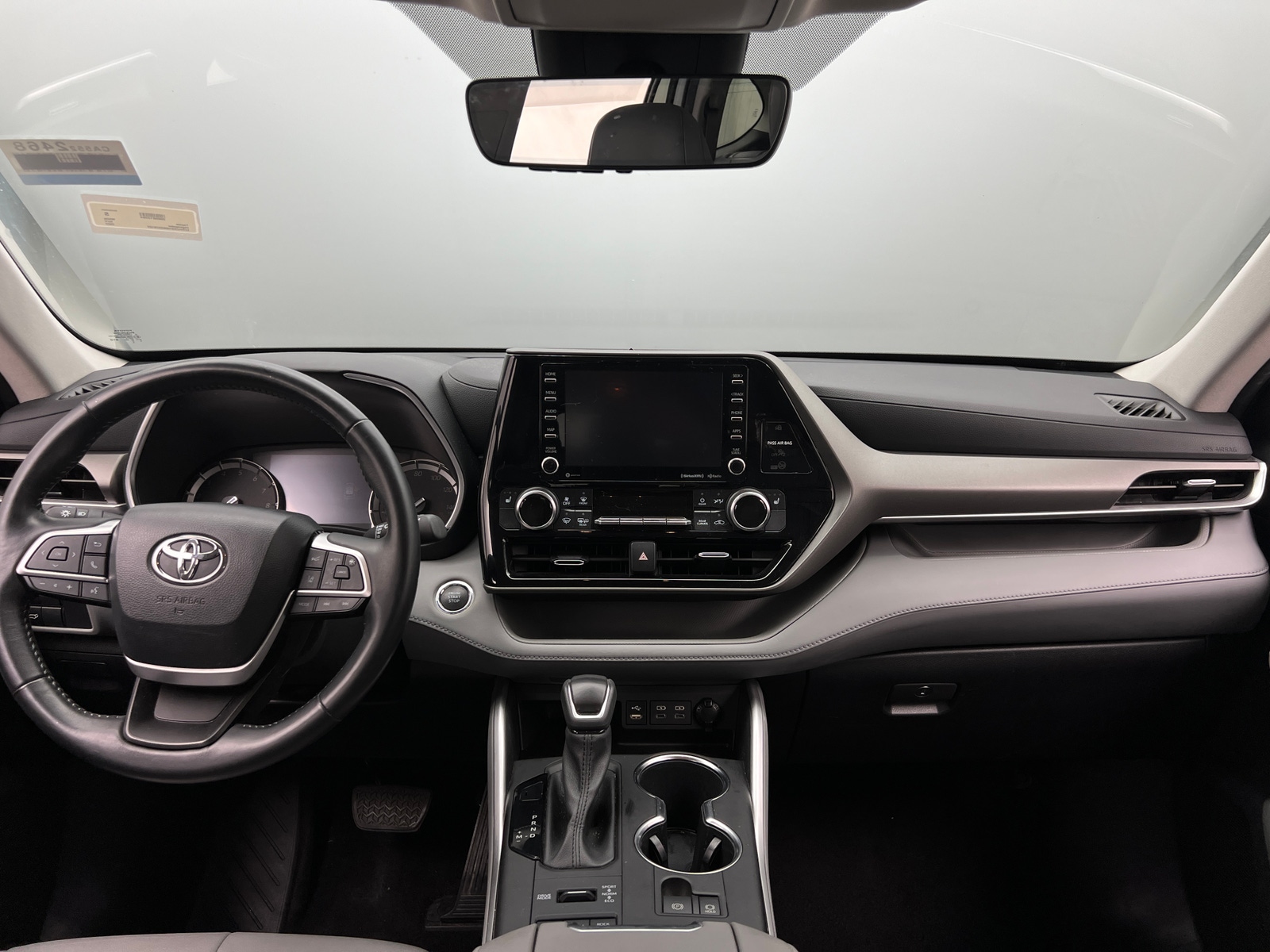 Thumbnail: 2022 Toyota Highlander - 2