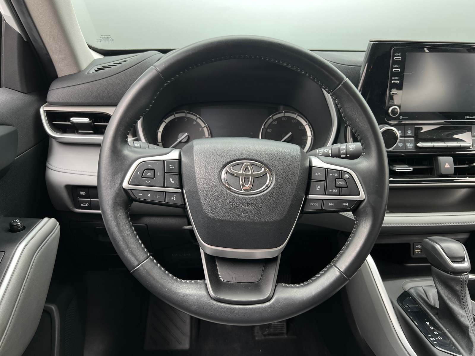 Thumbnail: 2022 Toyota Highlander - 4