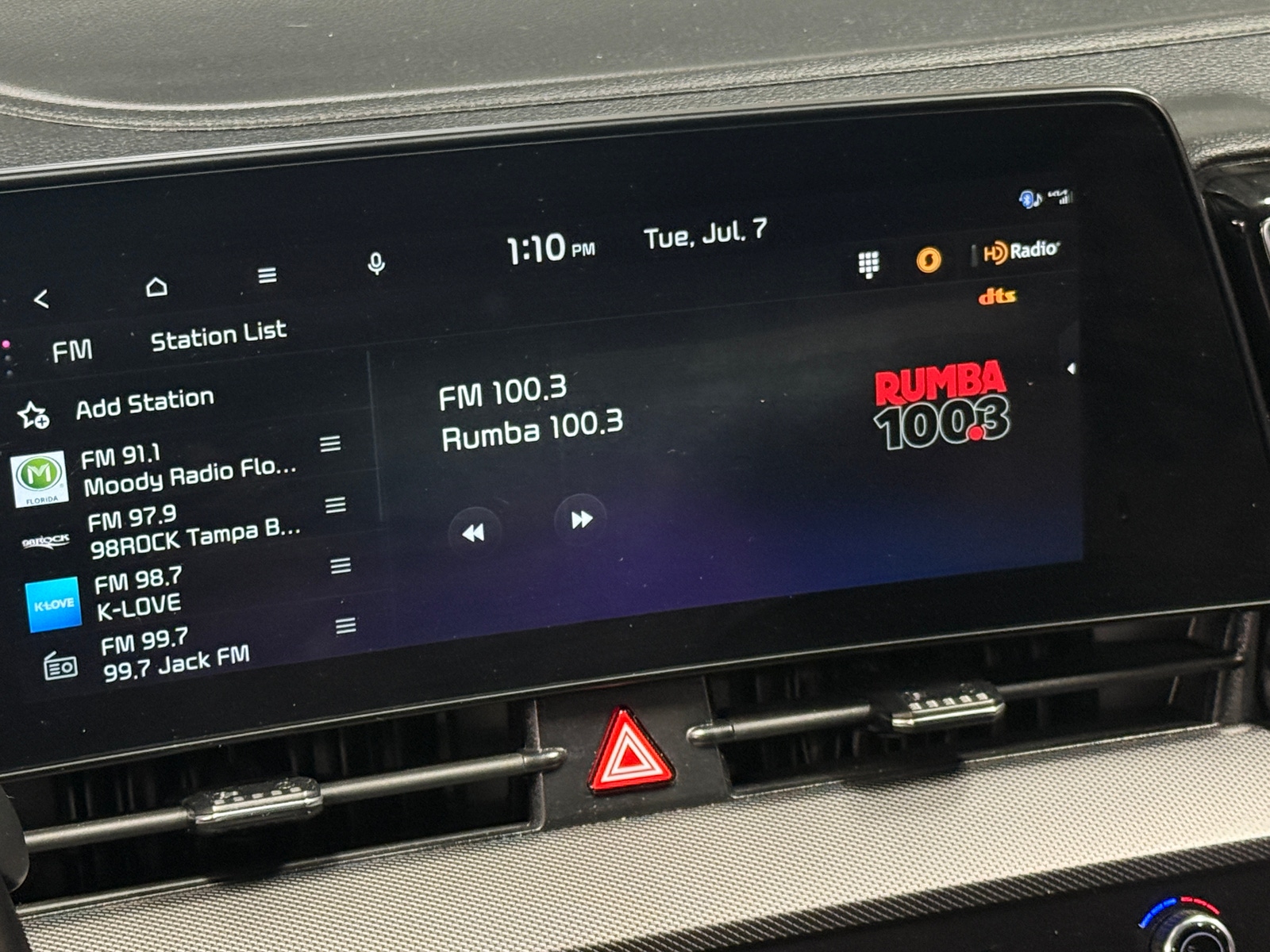Thumbnail: 2023 Kia Sportage - 3