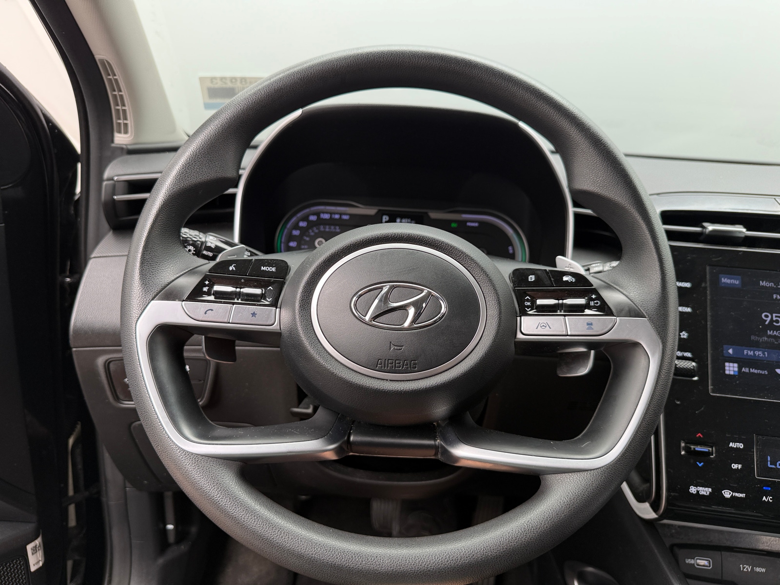 Thumbnail: 2022 Hyundai Tucson - 5