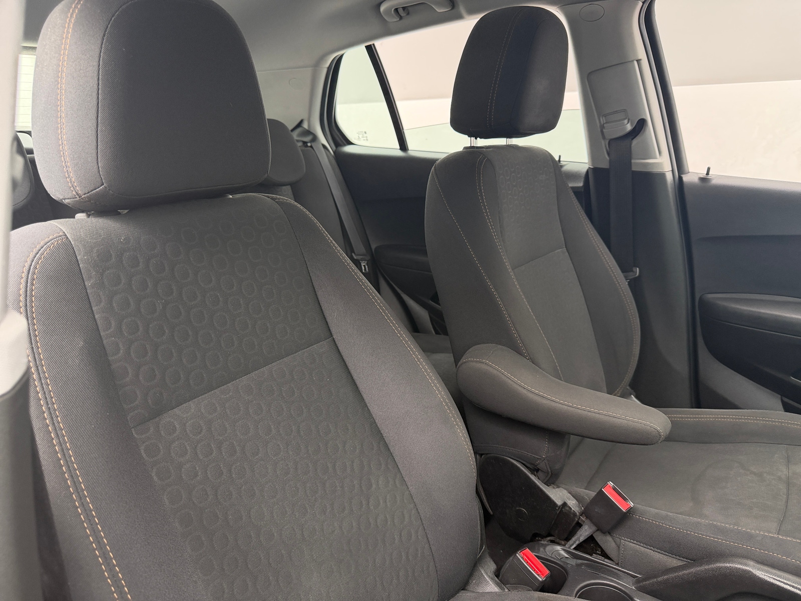 Thumbnail: 2019 Chevrolet Trax - 2