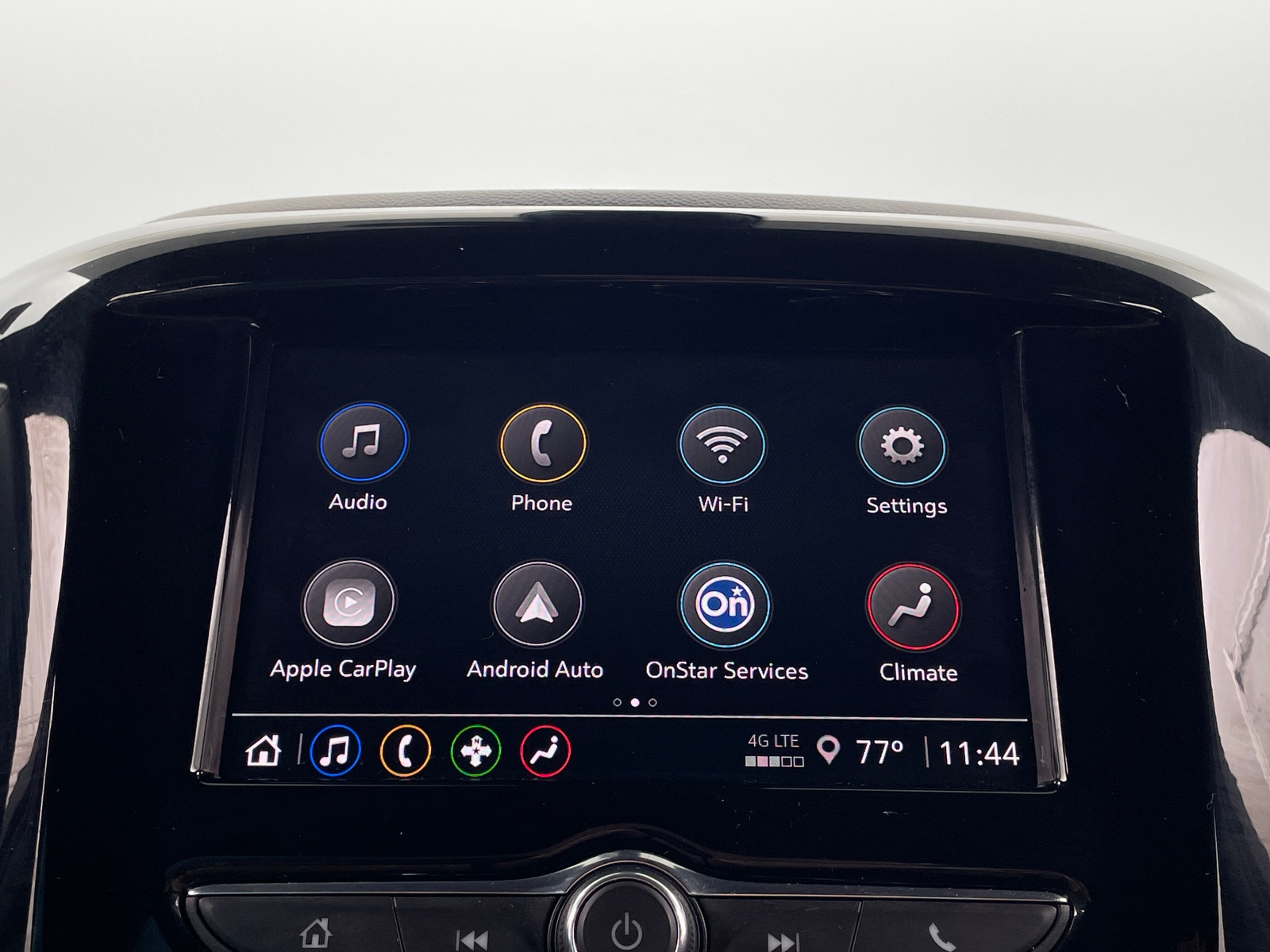 Thumbnail: 2022 Chevrolet Traverse - 4