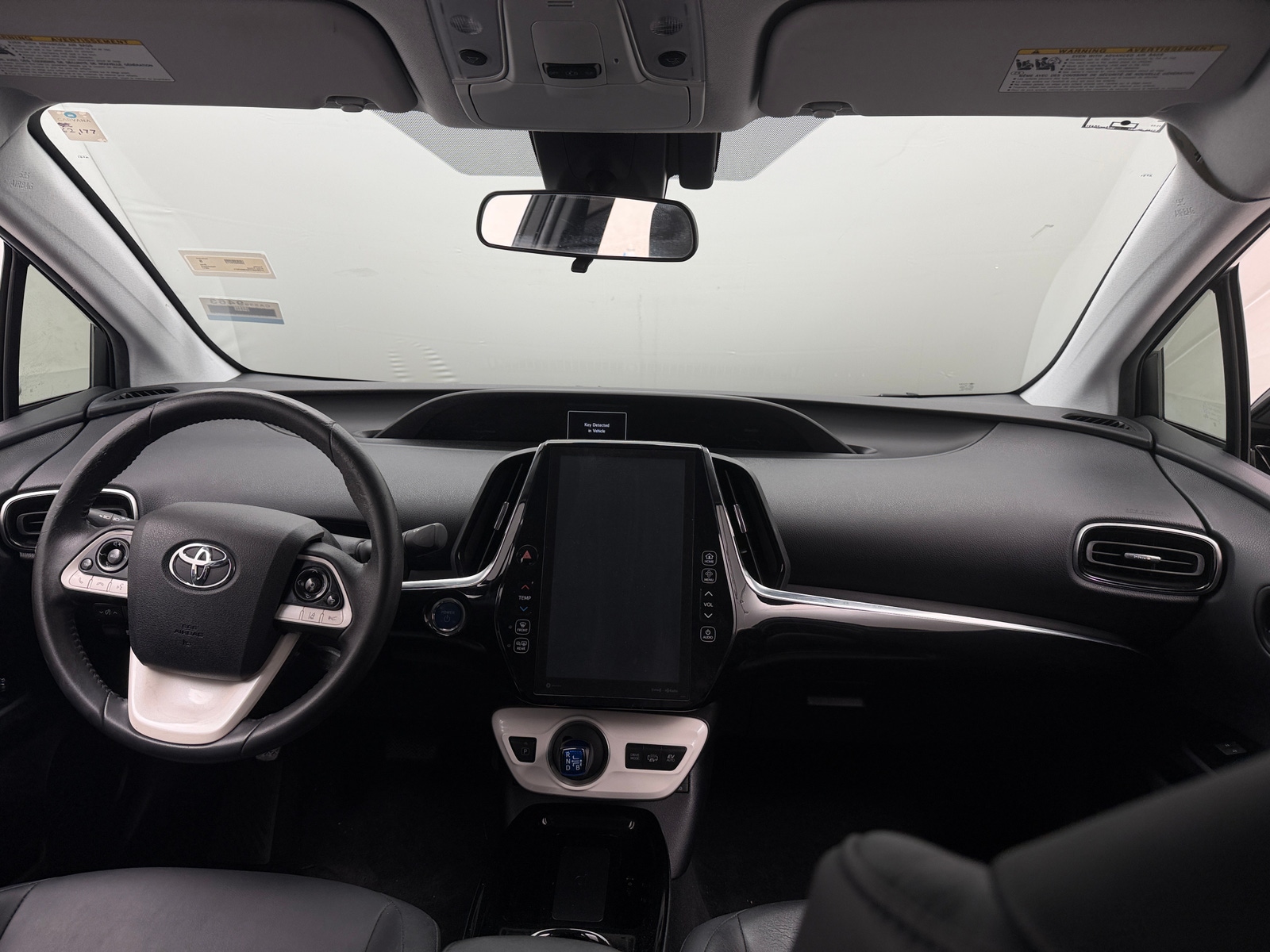 Thumbnail: 2017 Toyota Prius Prime - 3