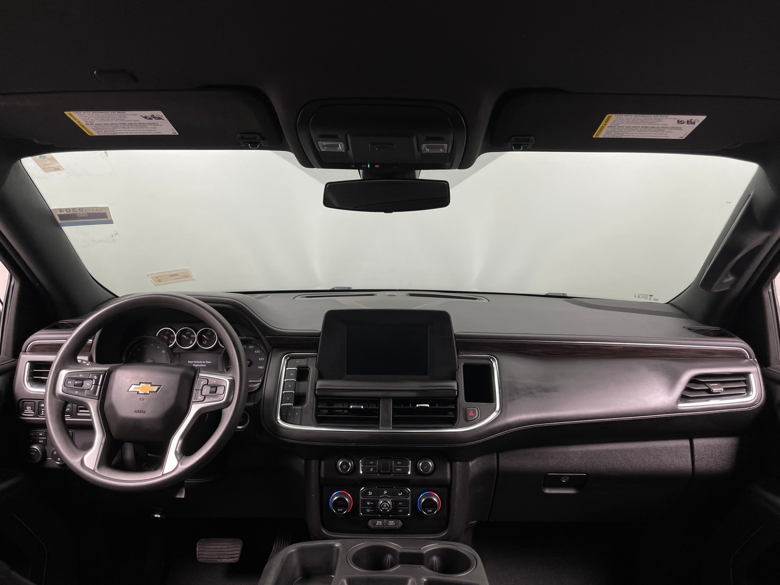 Thumbnail: 2022 Chevrolet Tahoe - 3