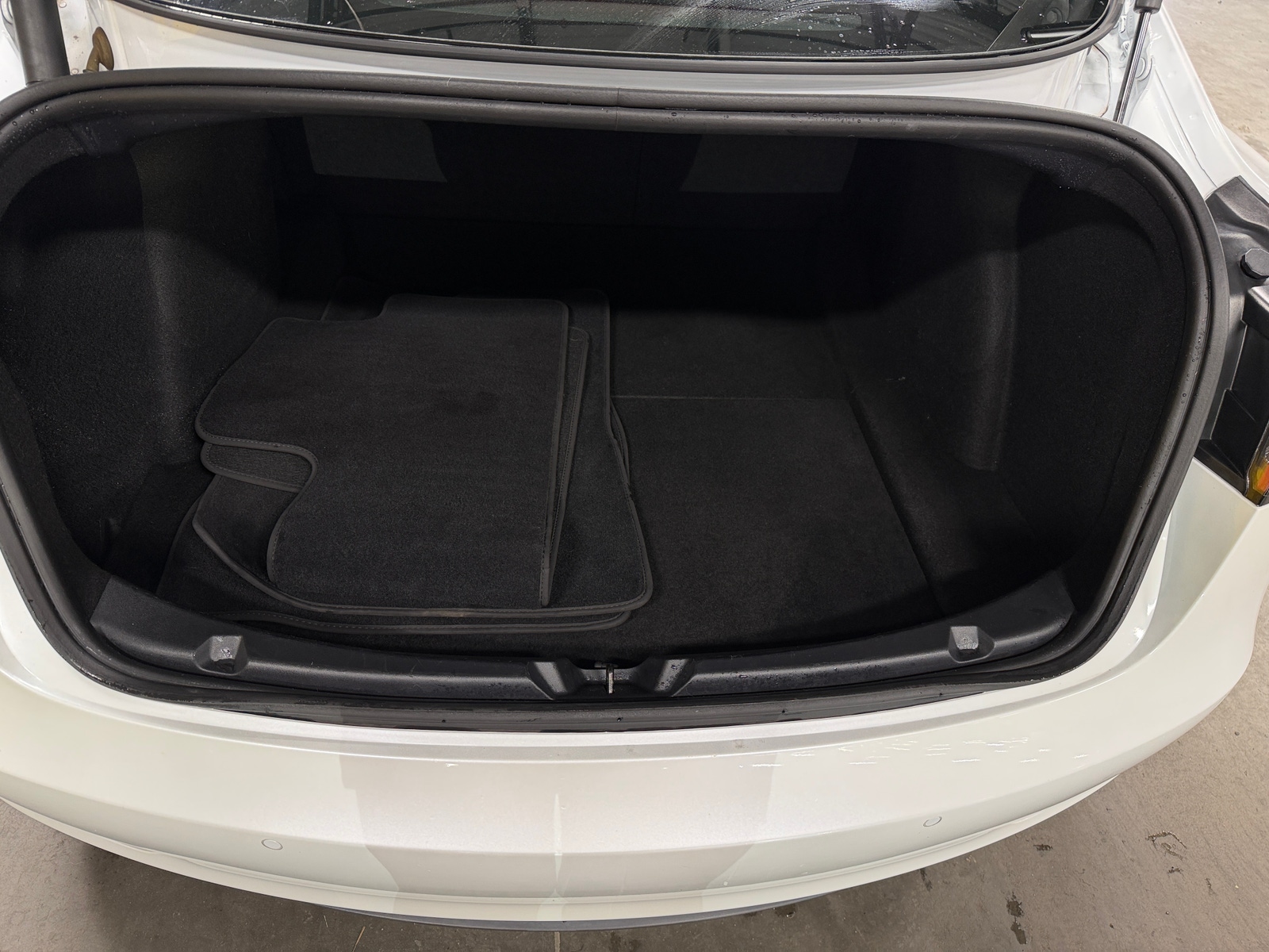 Thumbnail: 2022 Tesla Model 3 - 6