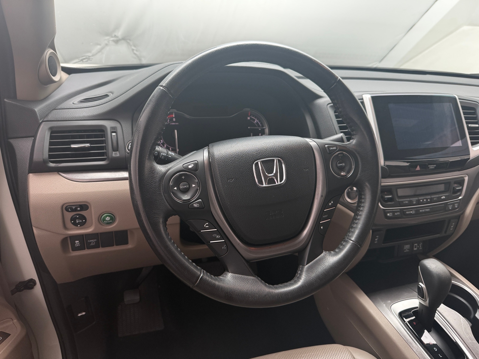 Thumbnail: 2017 Honda Ridgeline - 4