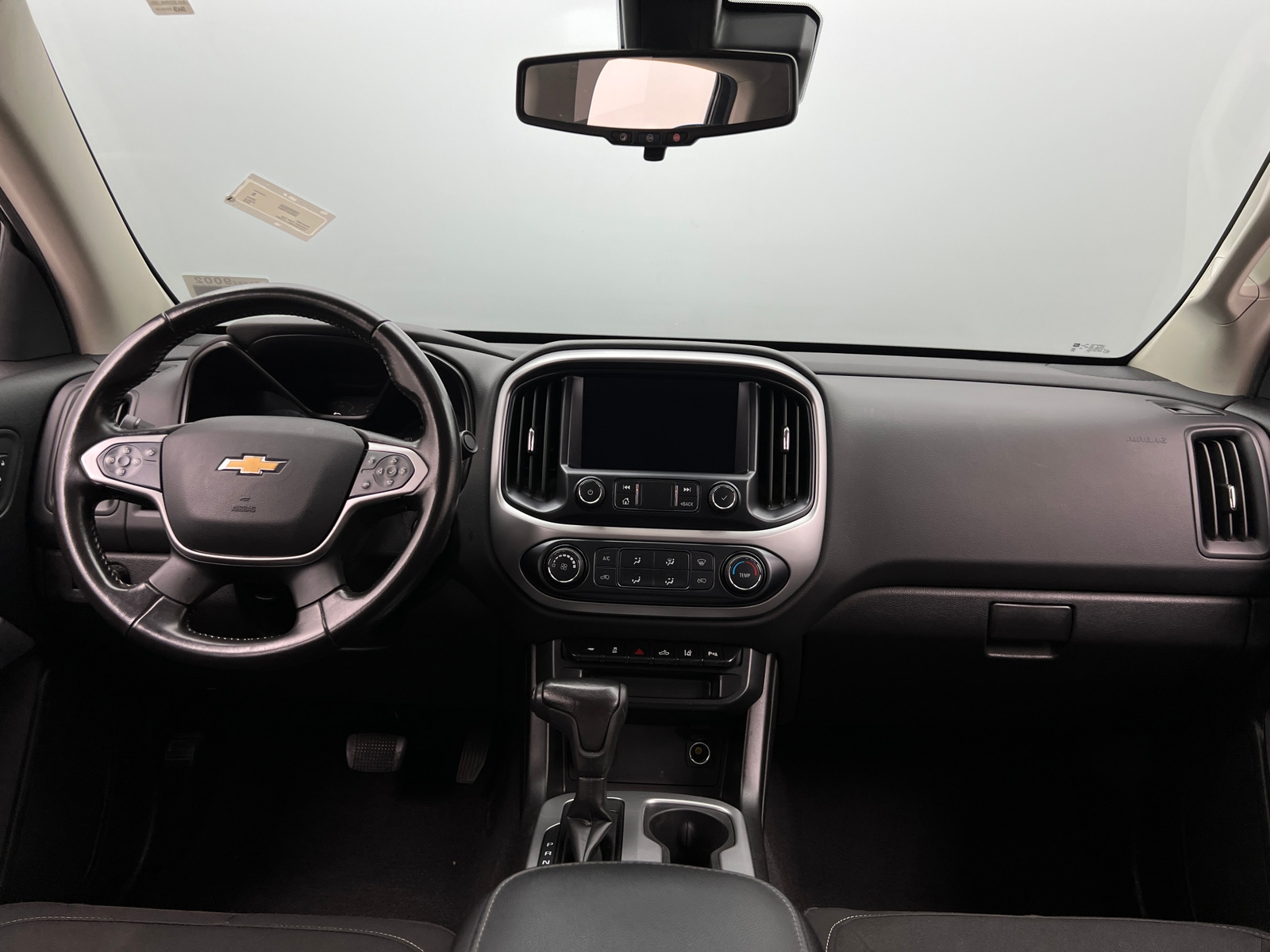 Thumbnail: 2020 Chevrolet Colorado - 3