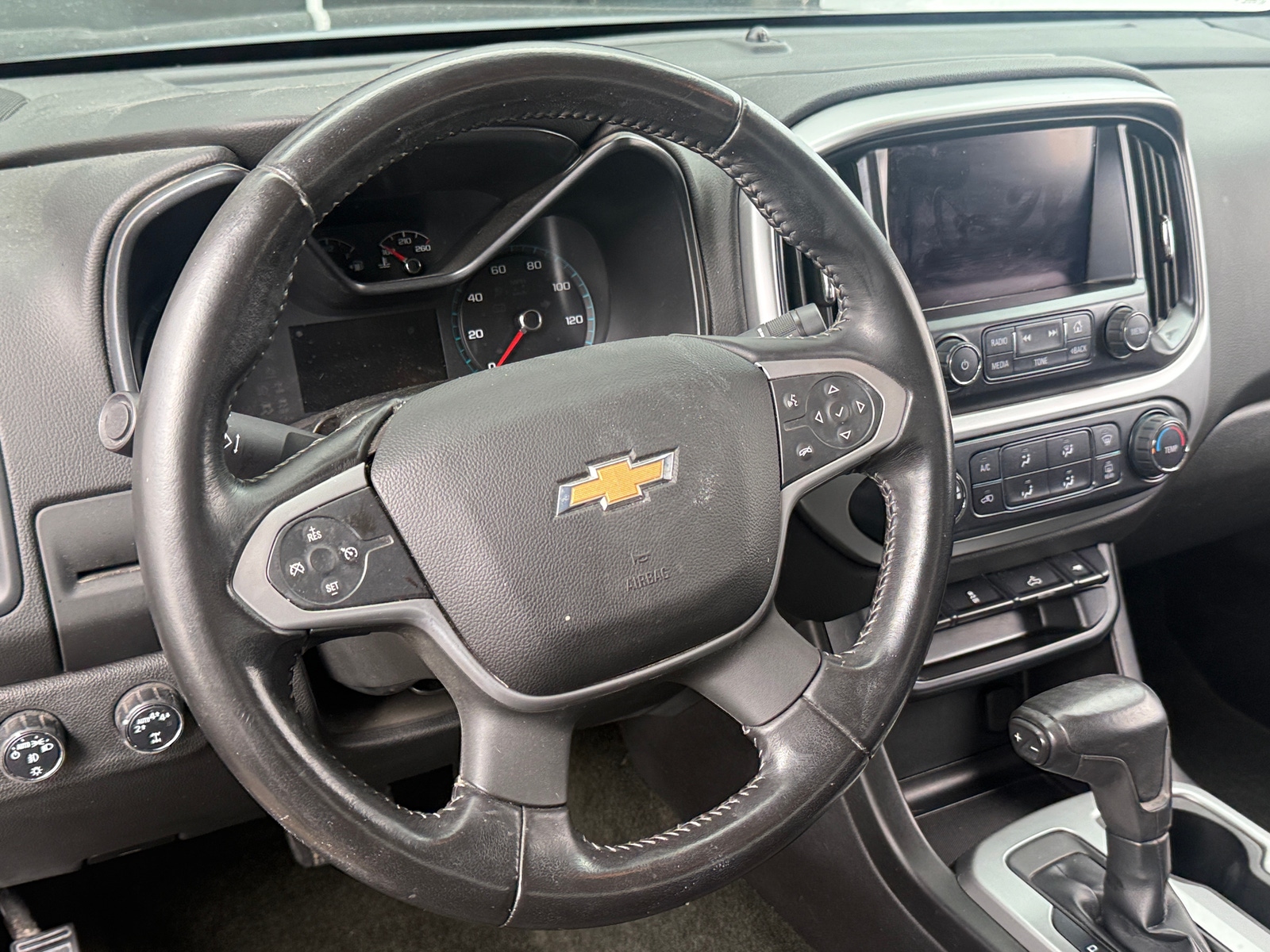 Thumbnail: 2018 Chevrolet Colorado - 4