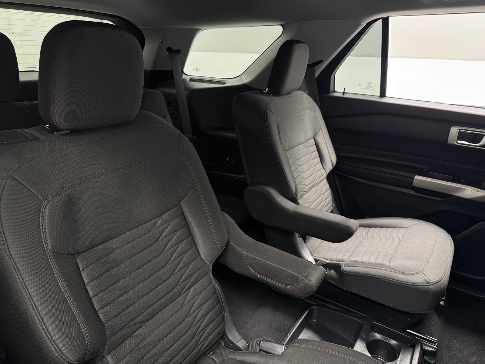 Thumbnail: 2021 Ford Explorer - 6