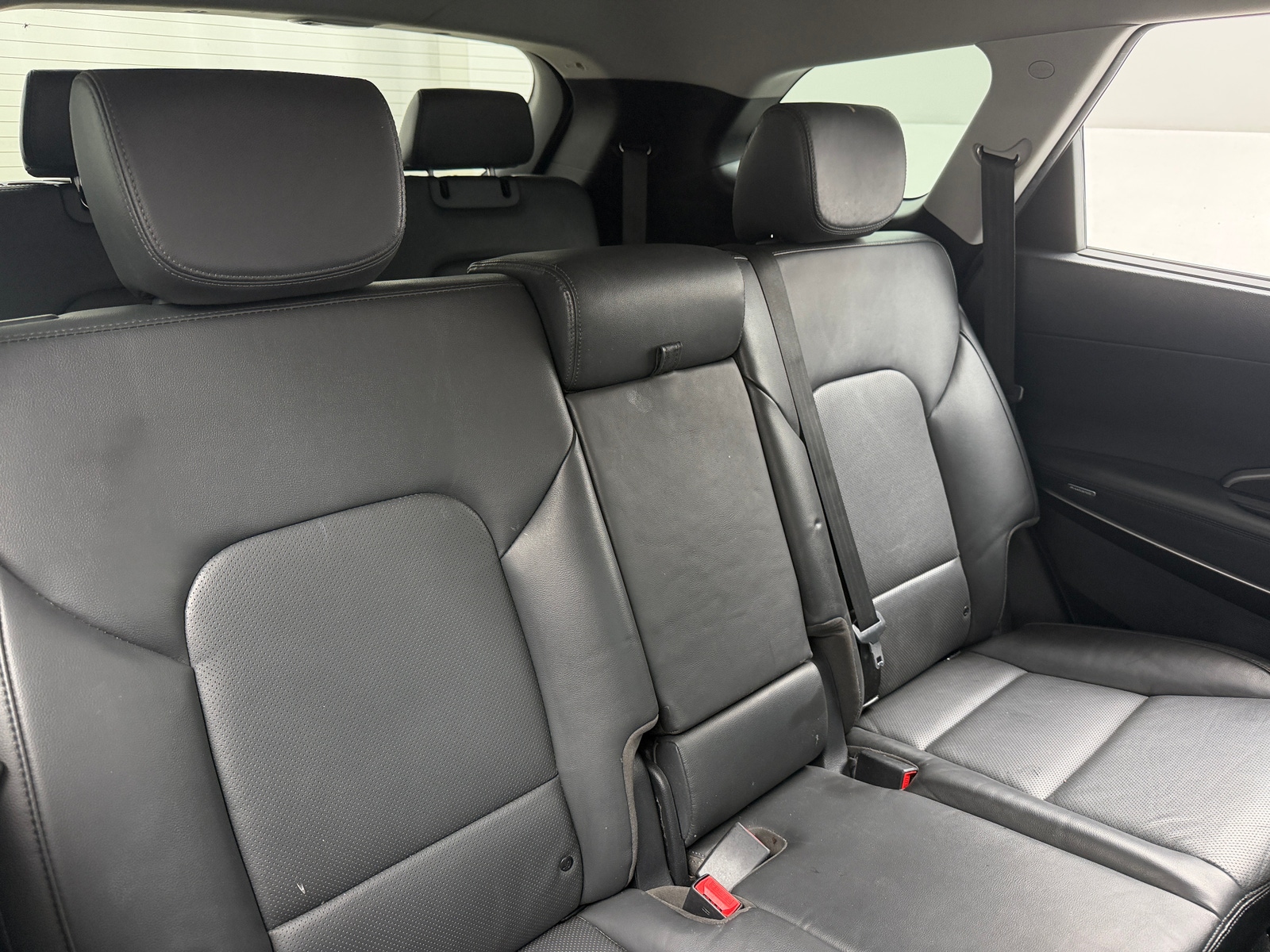 Thumbnail: 2019 Hyundai Santa Fe - 5