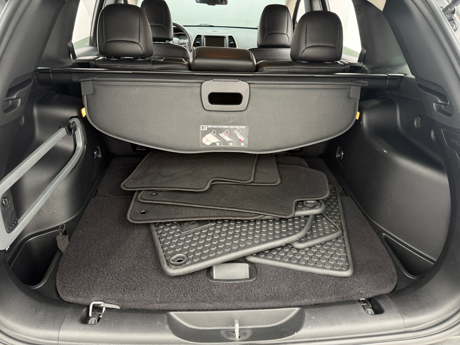 Thumbnail: 2014 Jeep Cherokee - 6