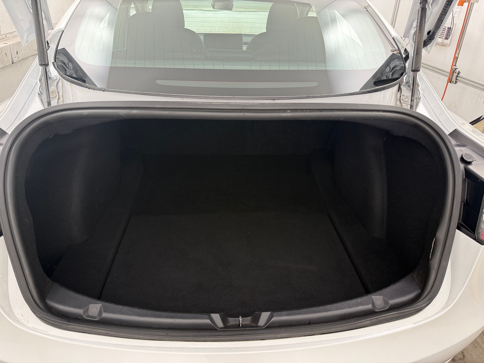 Thumbnail: 2019 Tesla Model 3 - 6