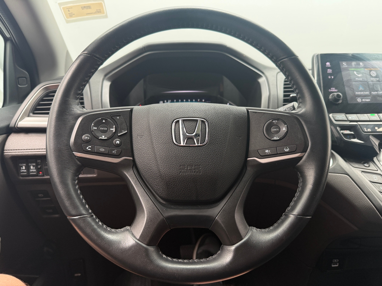 Thumbnail: 2023 Honda Odyssey - 4