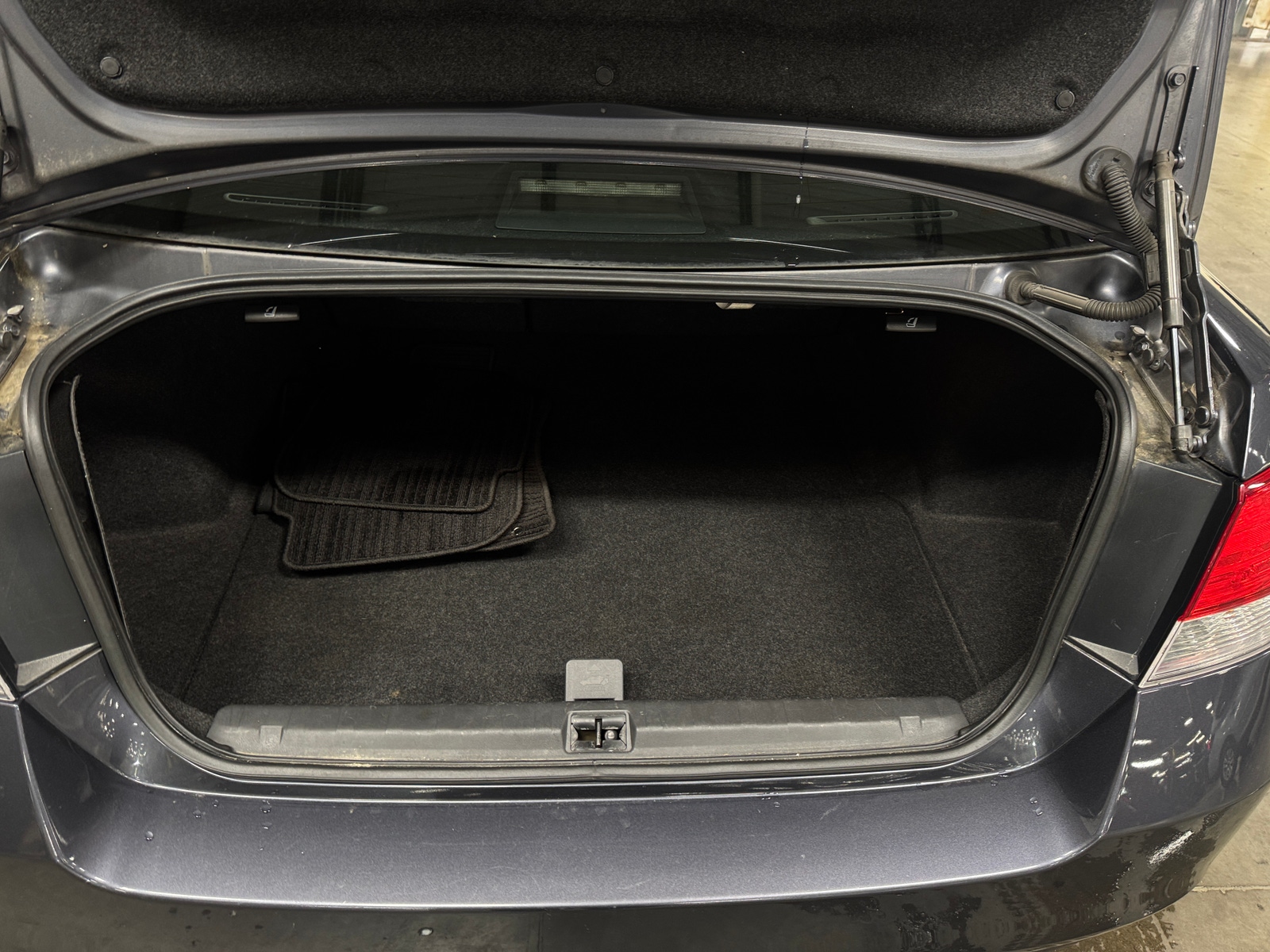 Thumbnail: 2014 Subaru Legacy - 7