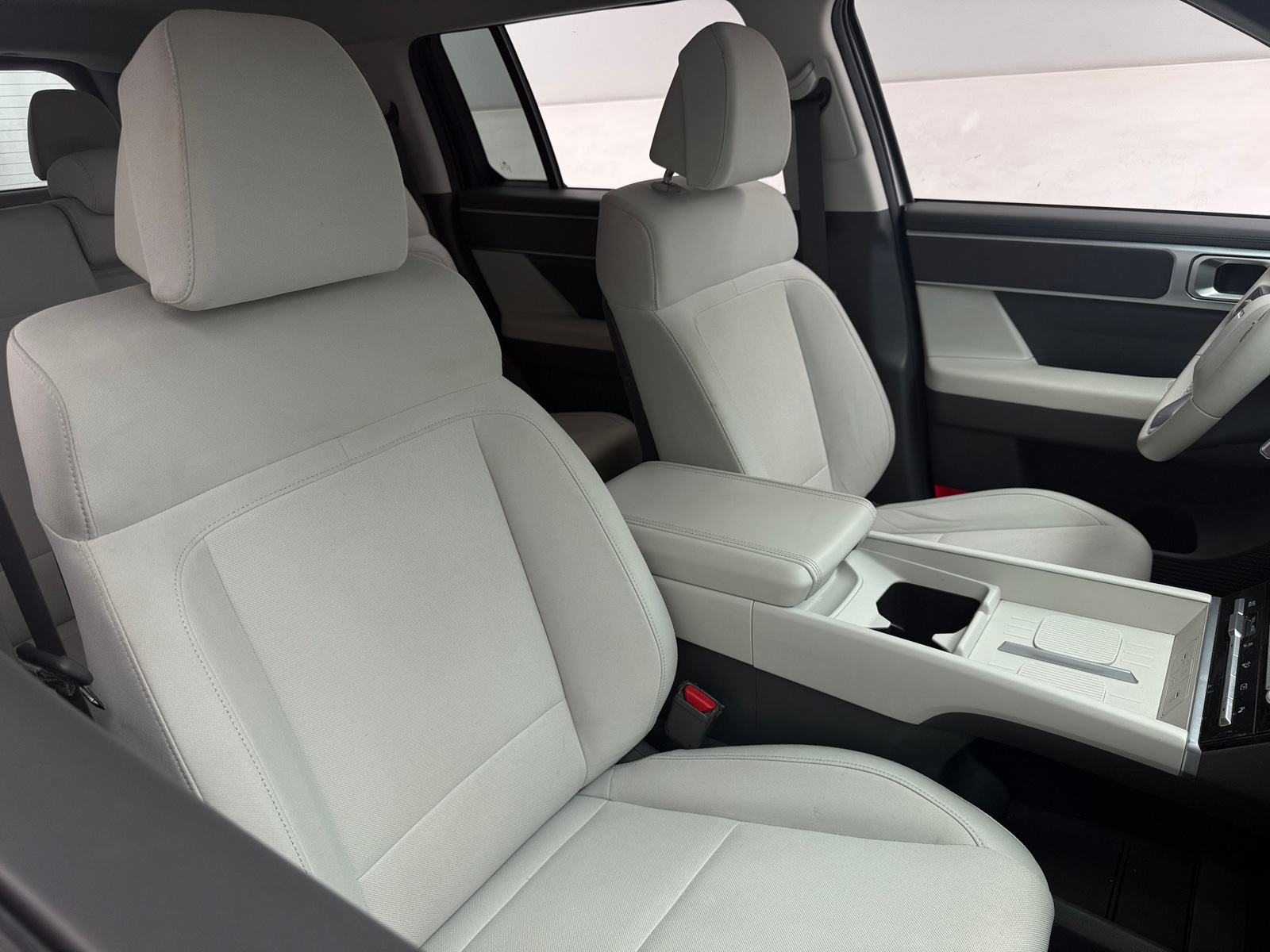 Thumbnail: 2024 Hyundai Santa Fe - 2