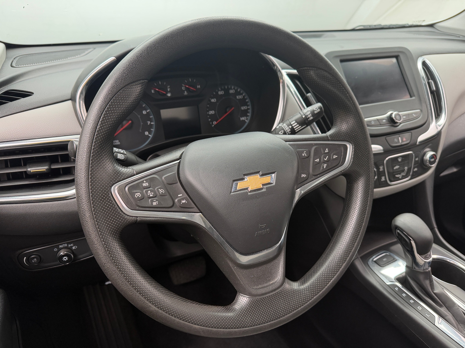 Thumbnail: 2023 Chevrolet Equinox - 5