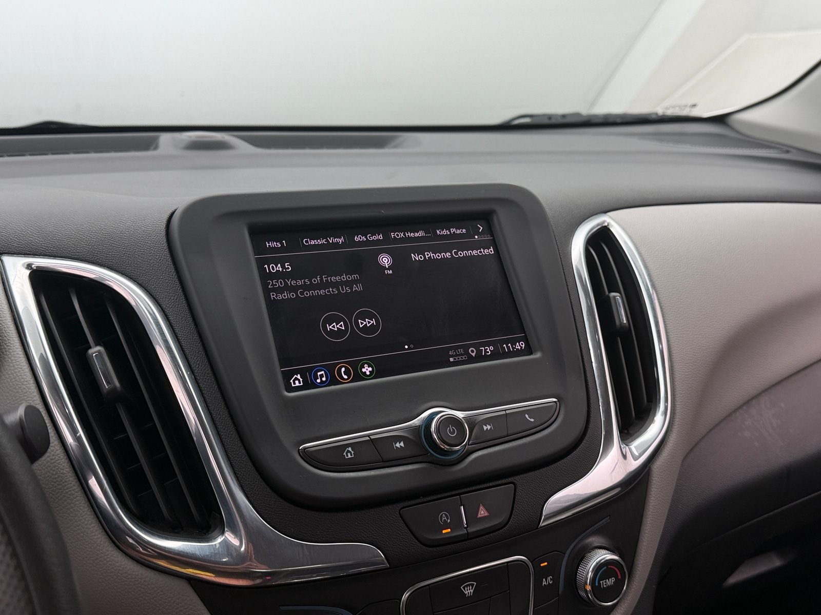 Thumbnail: 2023 Chevrolet Equinox - 4