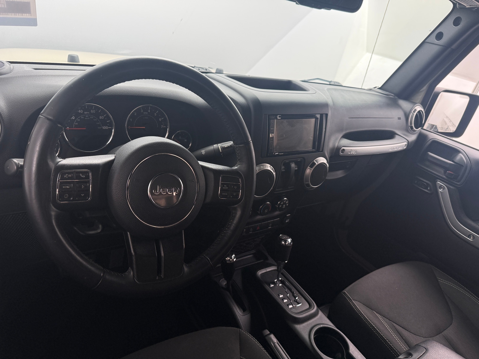 Thumbnail: 2018 Jeep Wrangler - 3