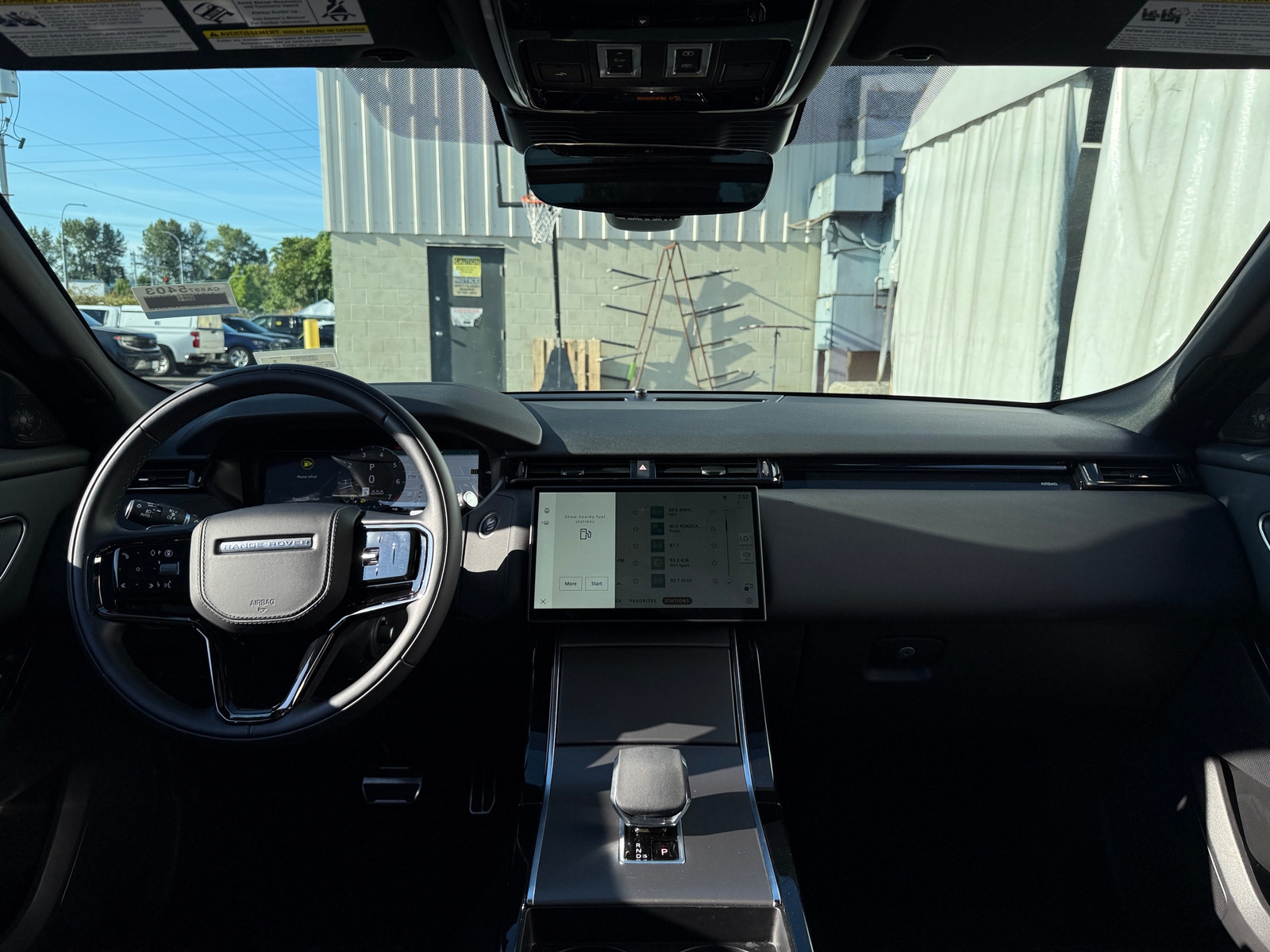 Thumbnail: 2025 Land Rover Range Rover Velar - 2