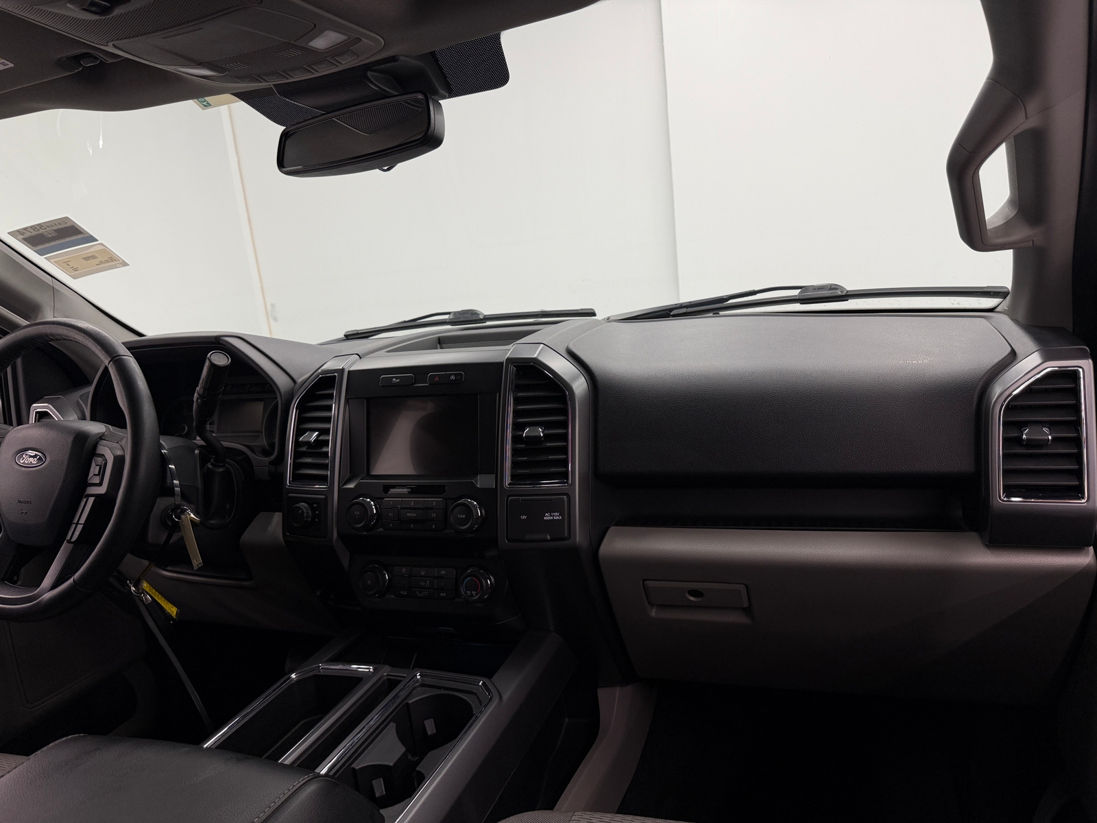 Thumbnail: 2020 Ford Econoline - 3