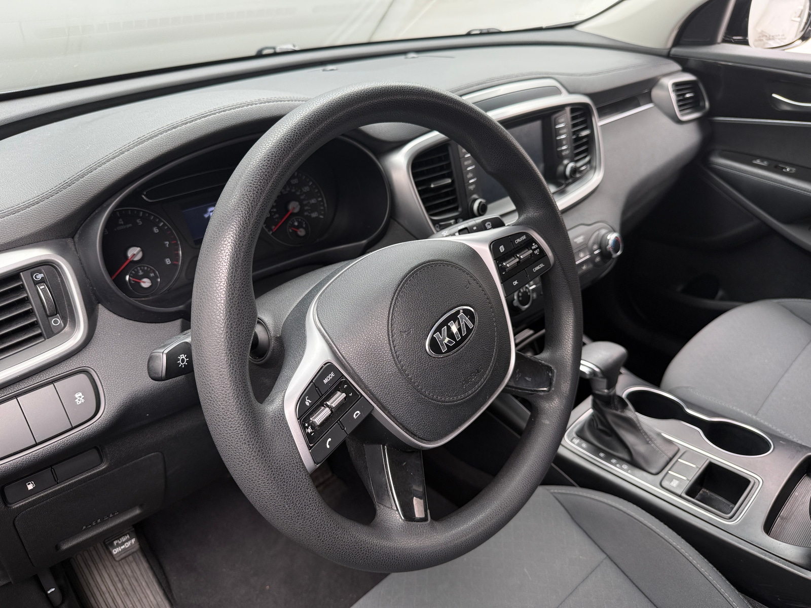Thumbnail: 2019 Kia Sorento - 5
