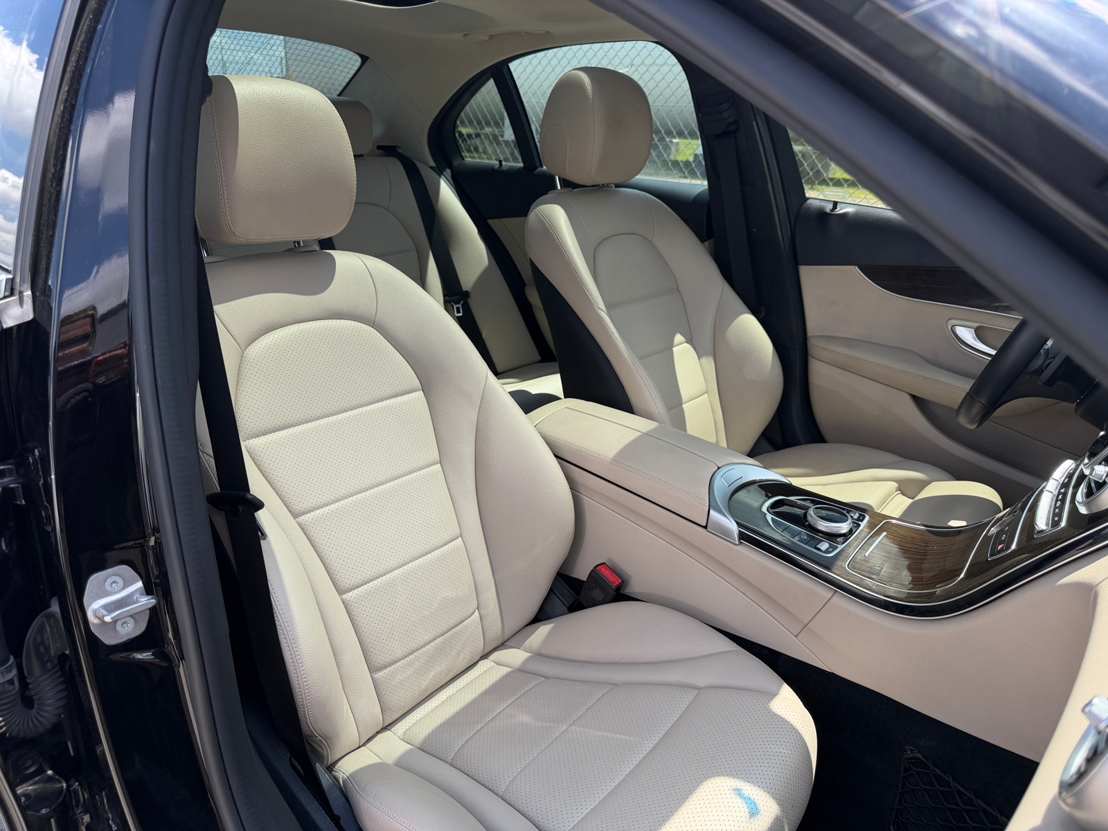 Thumbnail: 2020 Mercedes-Benz C-Class - 2