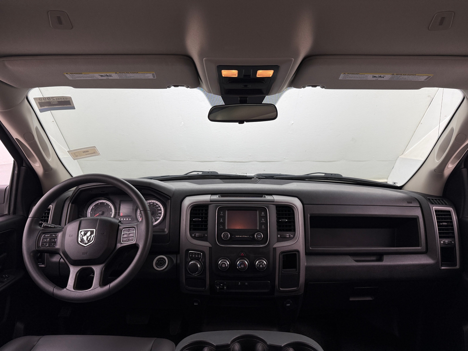 Thumbnail: 2022 RAM 1500 Classic - 3