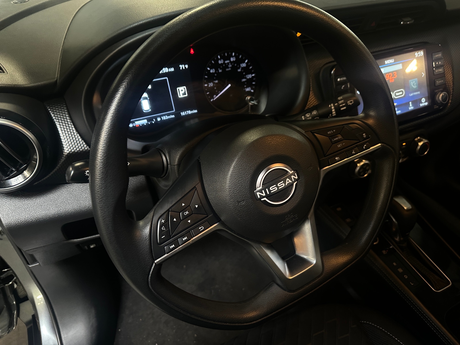 Thumbnail: 2023 Nissan Kicks - 5