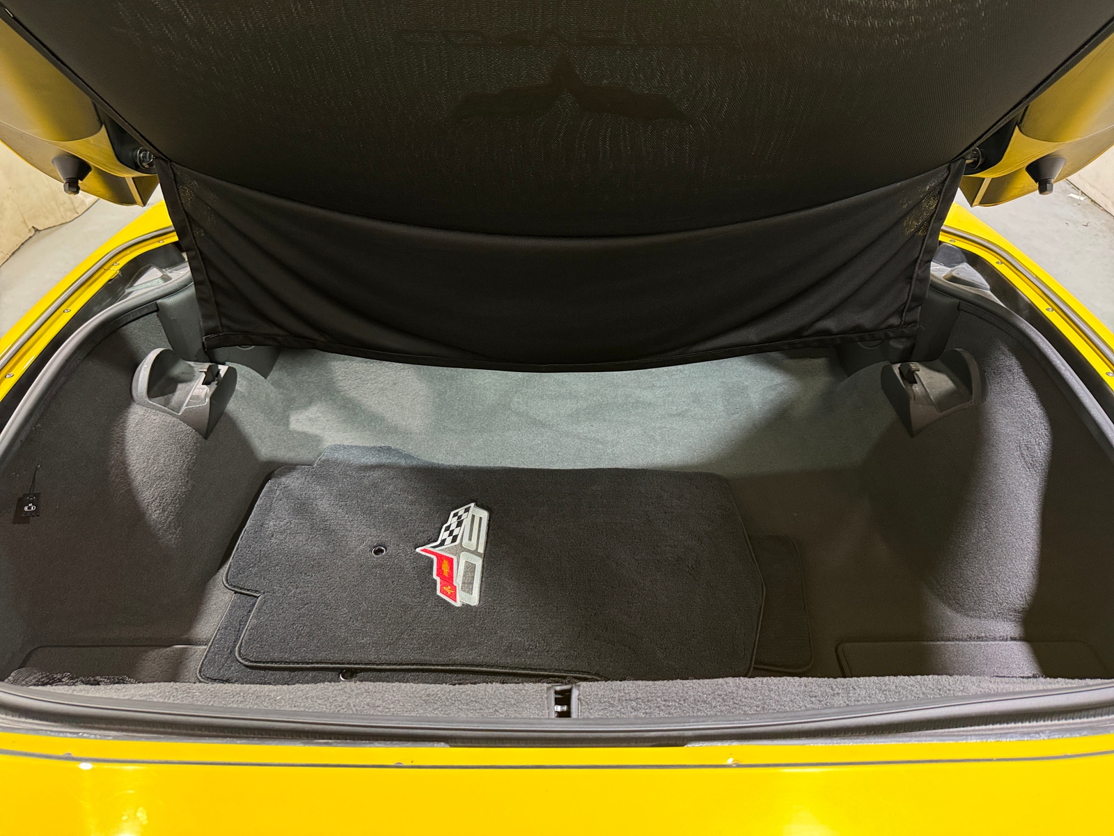 Thumbnail: 2013 Chevrolet Corvette - 4