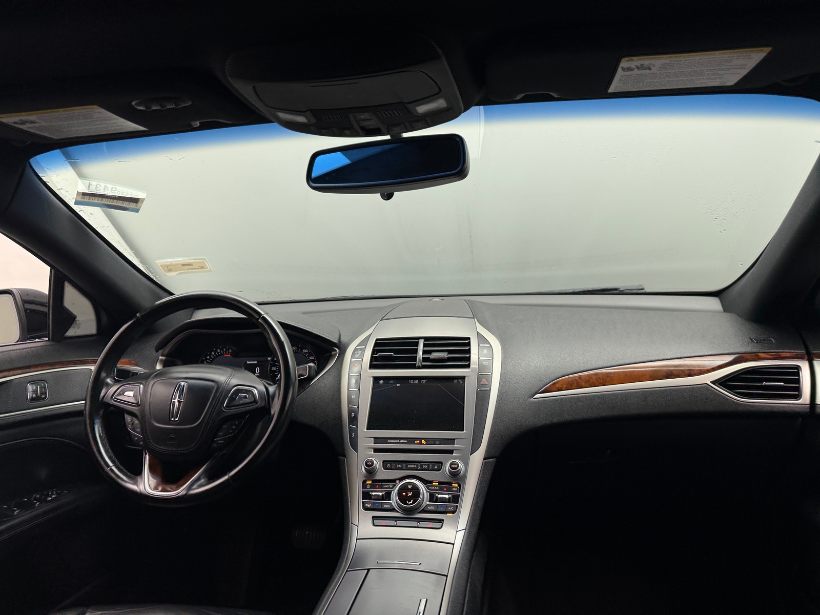 Thumbnail: 2017 Lincoln MKZ - 2