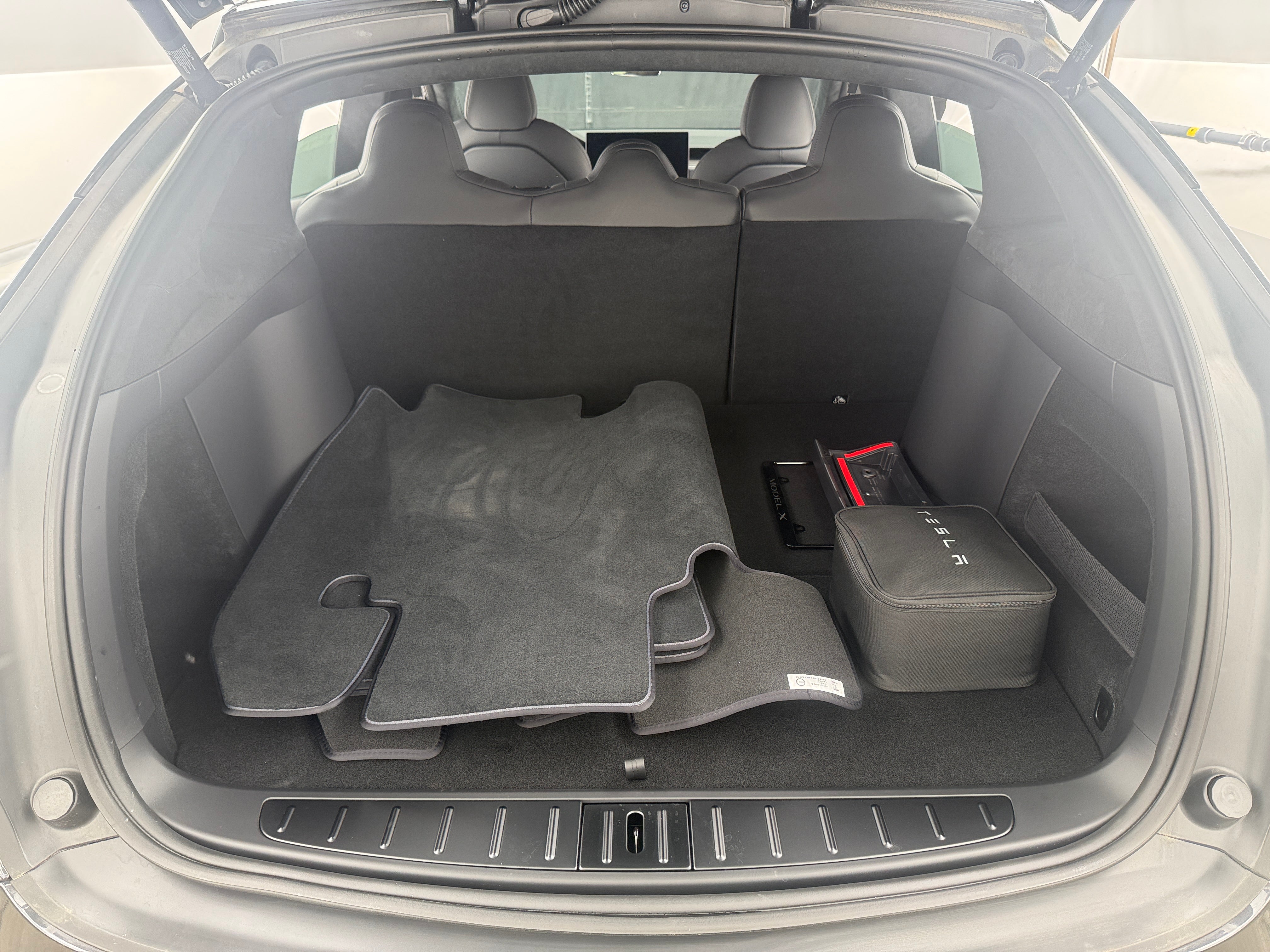 Used 2024 Tesla Model X Long Range with VIN 7SAXCDE57RF459612 for sale in Auburn, WA