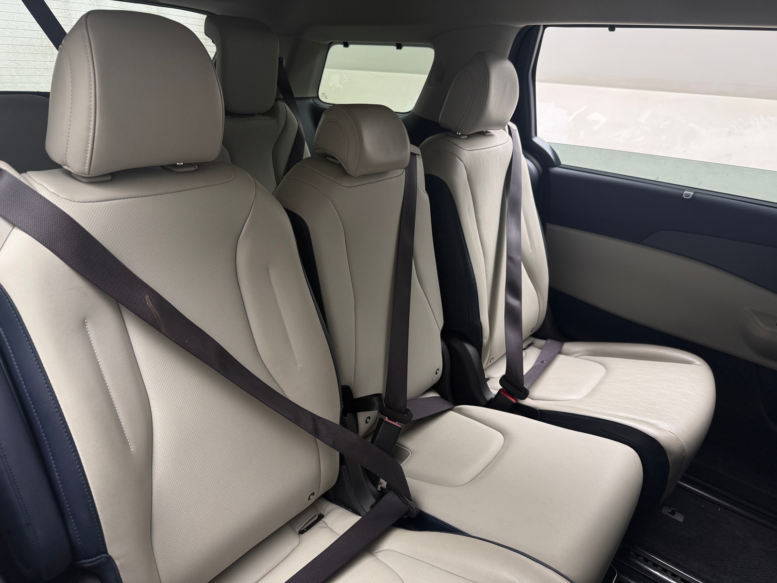 Thumbnail: 2025 Kia Carnival - 5