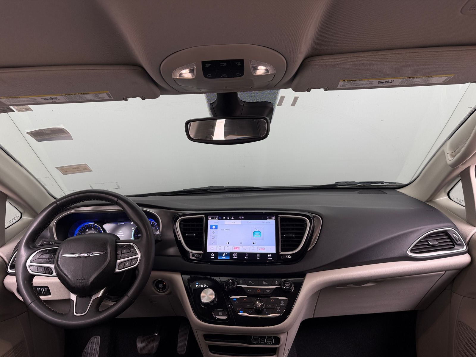 Thumbnail: 2023 Chrysler Pacifica - 2