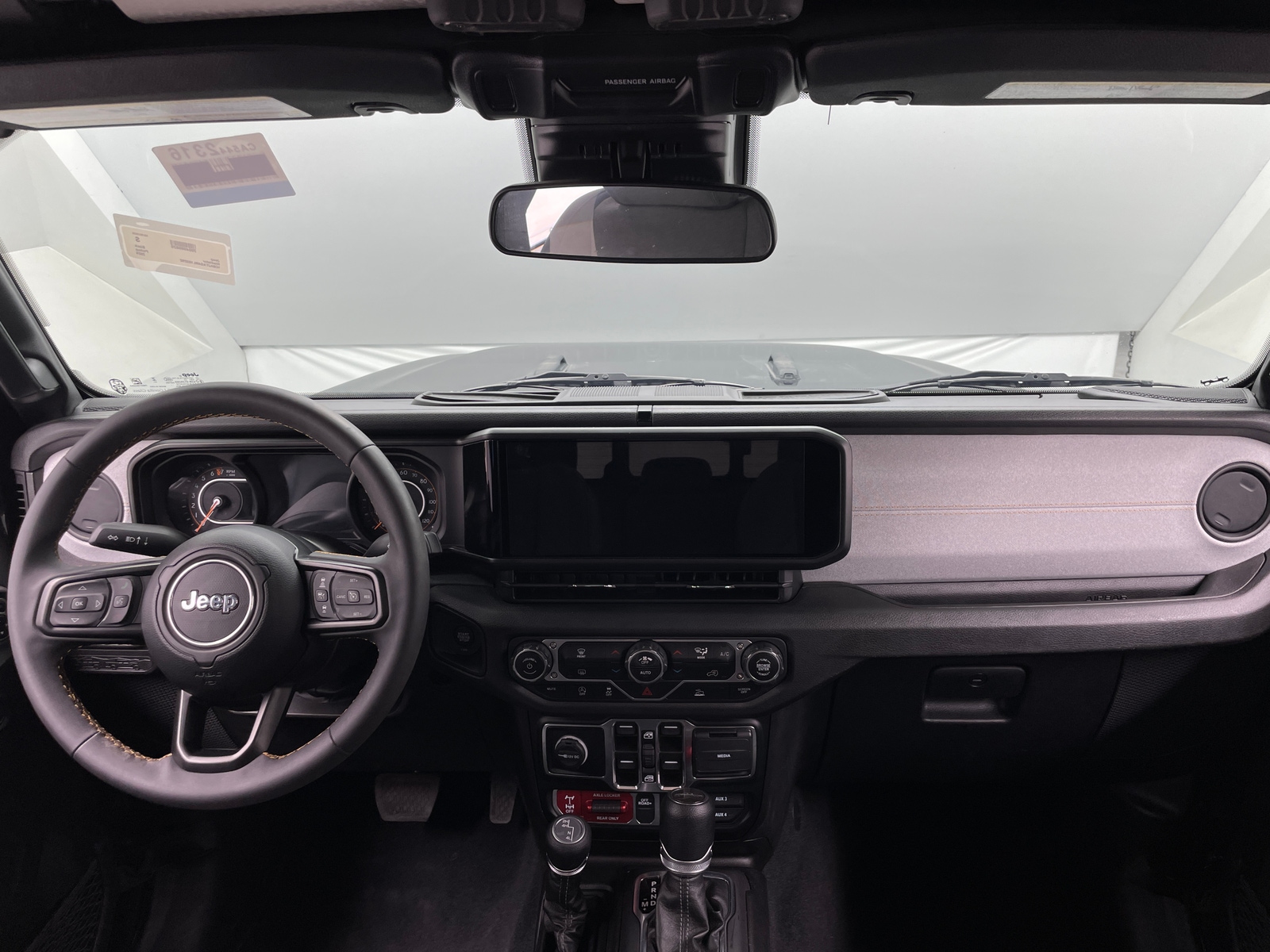 Thumbnail: 2024 Jeep Gladiator - 3