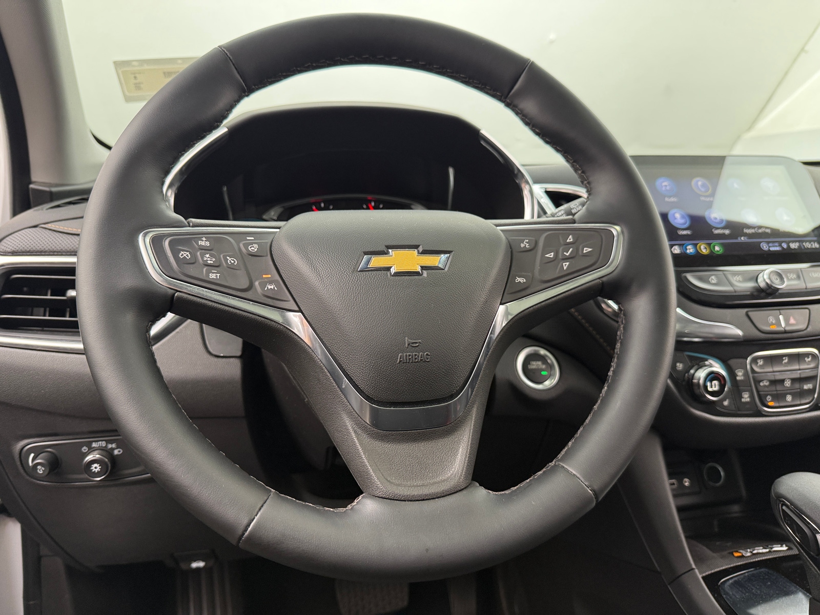 Thumbnail: 2024 Chevrolet Equinox - 4