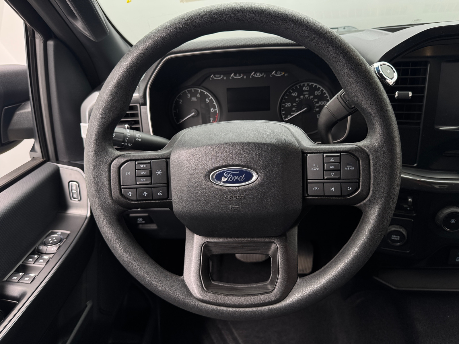 Thumbnail: 2023 Ford Econoline - 5