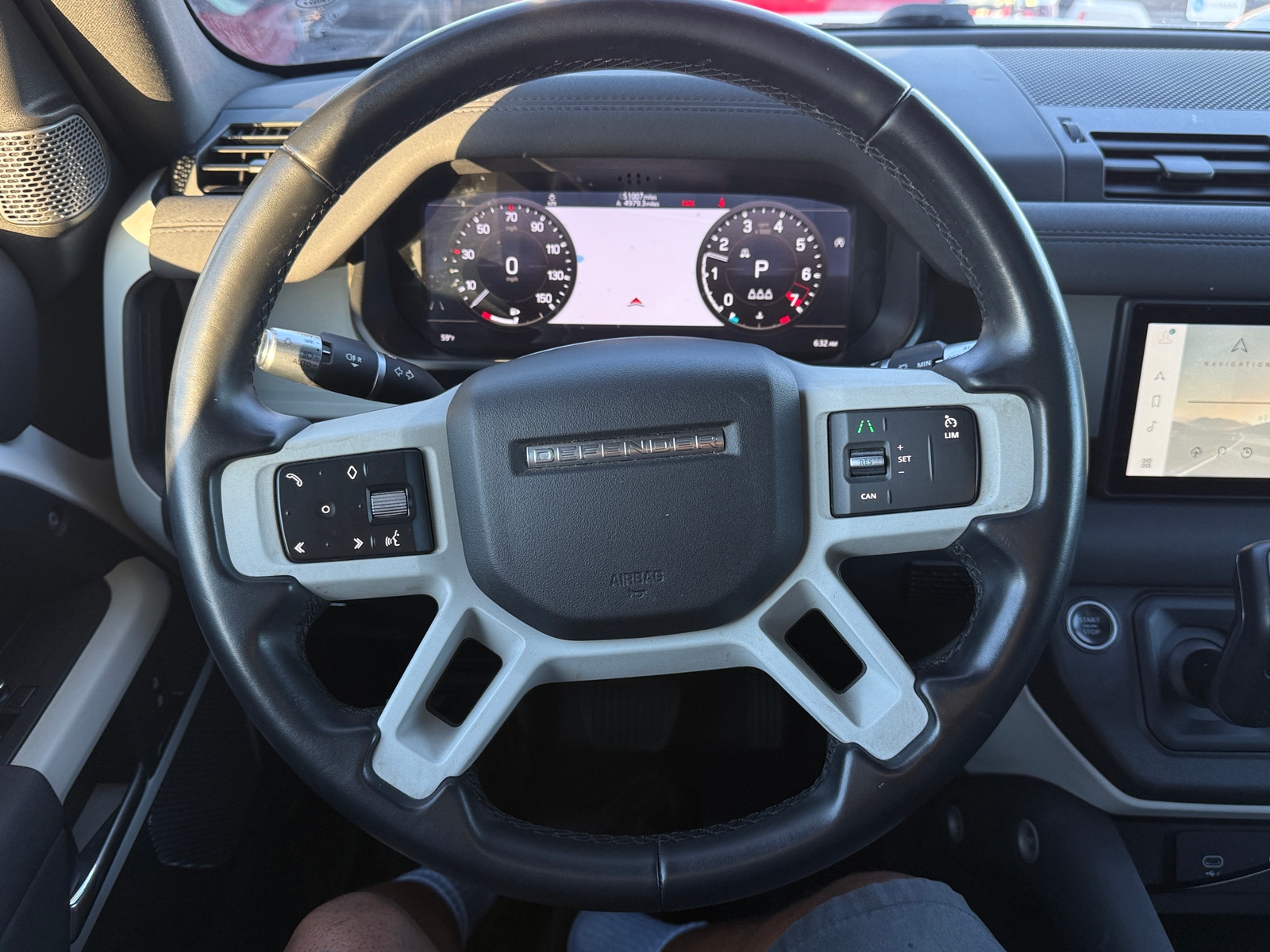 Thumbnail: 2021 Land Rover Defender - 4