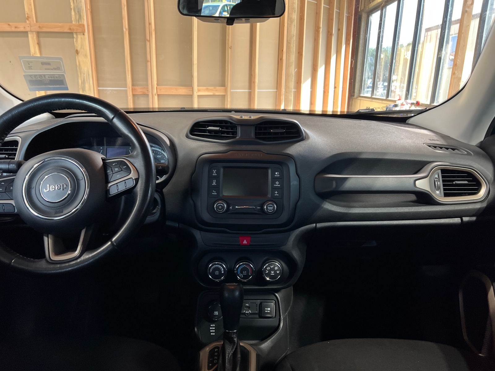 Thumbnail: 2016 Jeep Renegade - 3