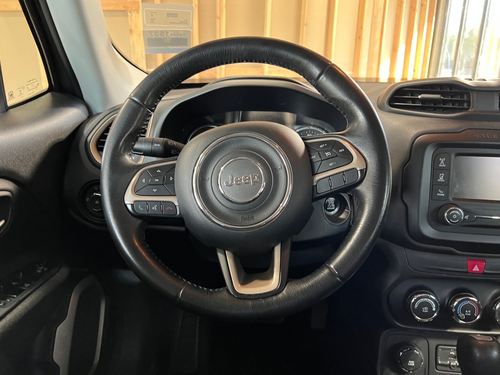 Thumbnail: 2016 Jeep Renegade - 5