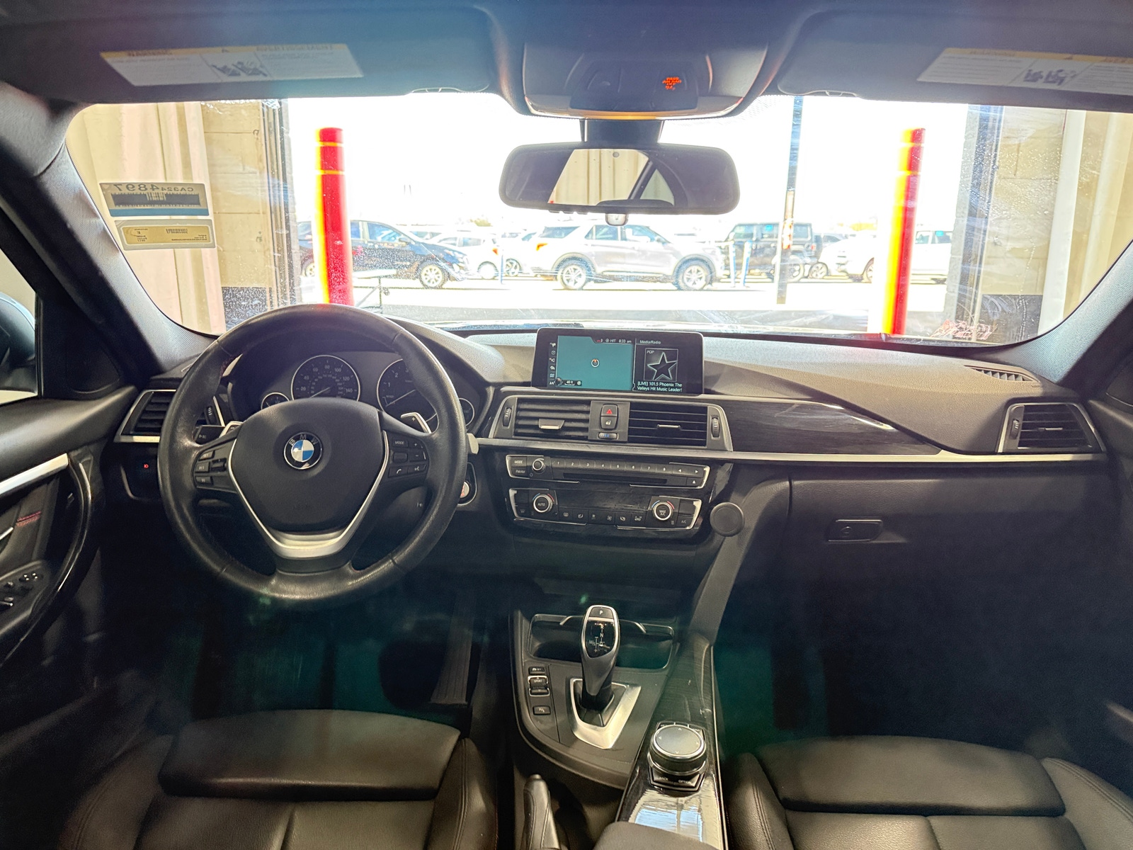 Thumbnail: 2017 BMW 3 Series - 3